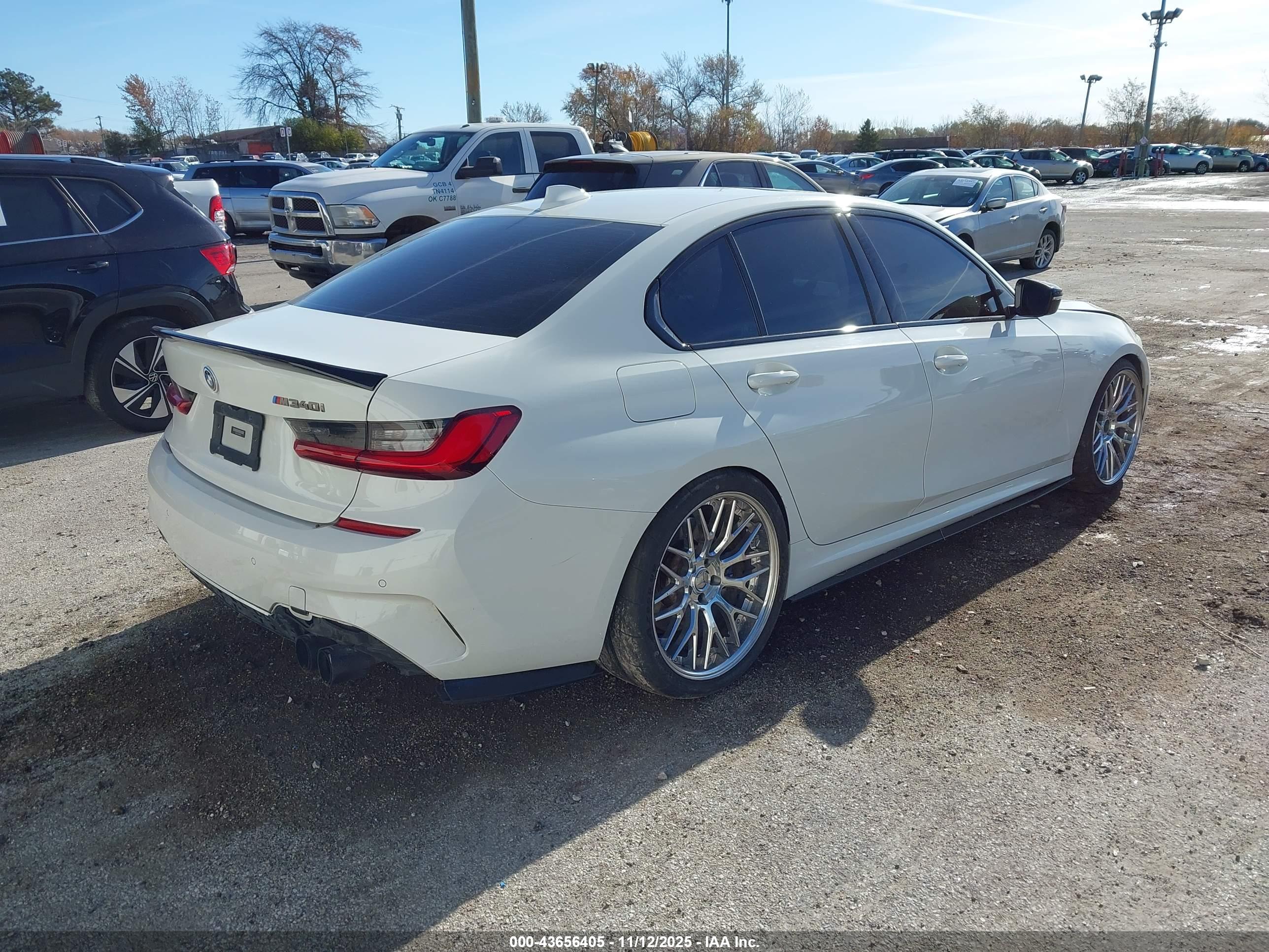 BMW 3 image 4