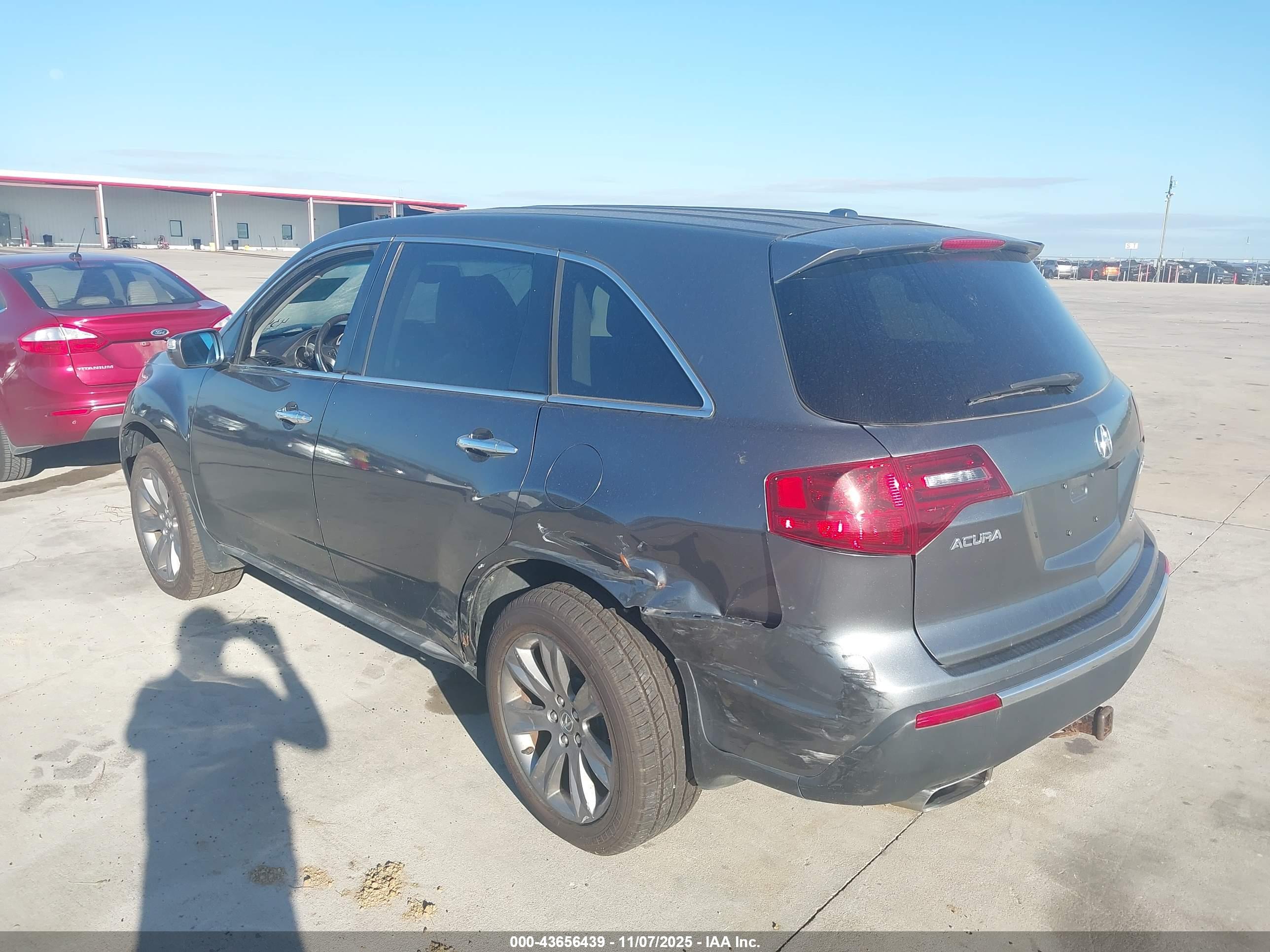 ACURA MDX image 3
