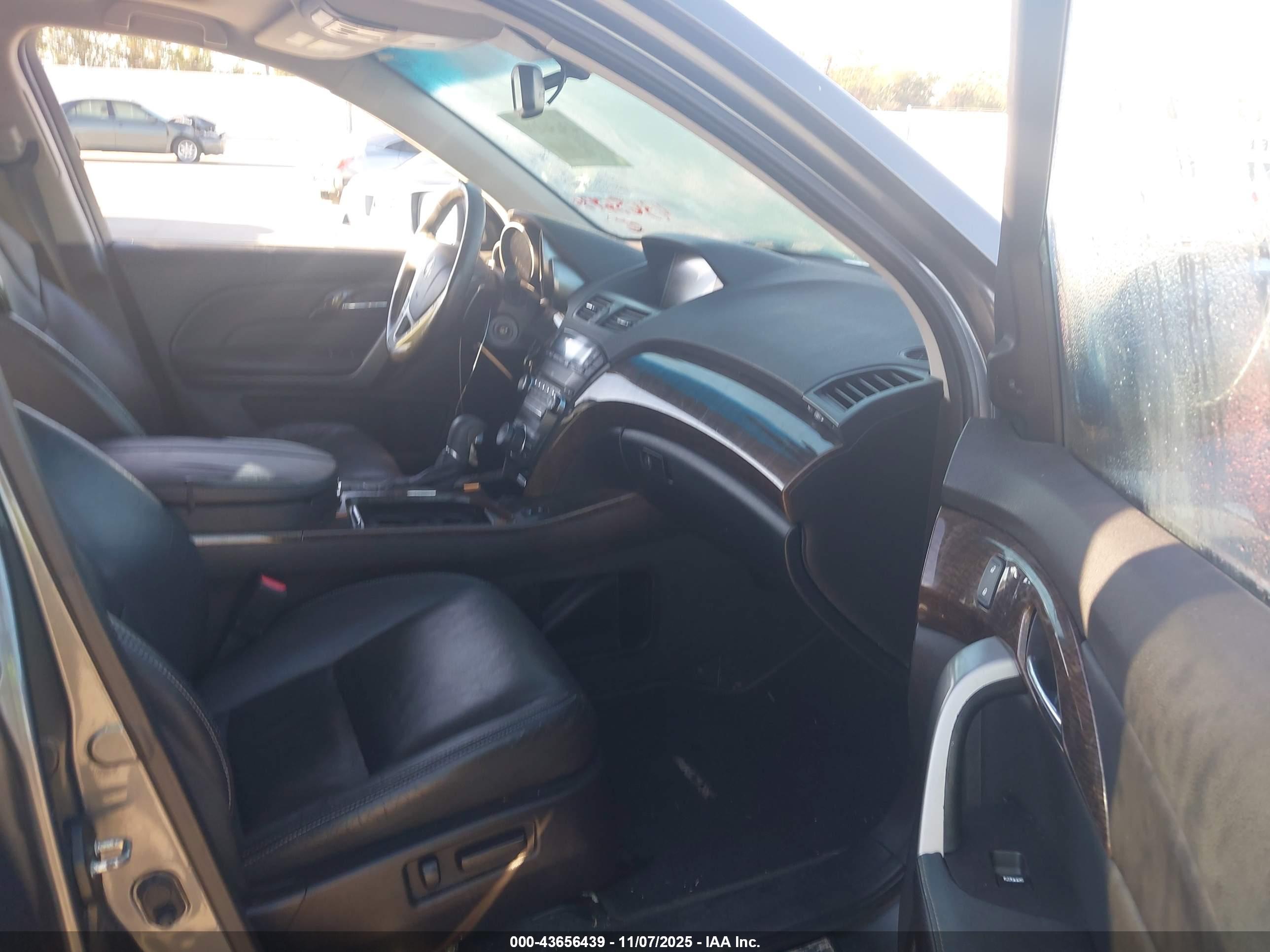 ACURA MDX image 5