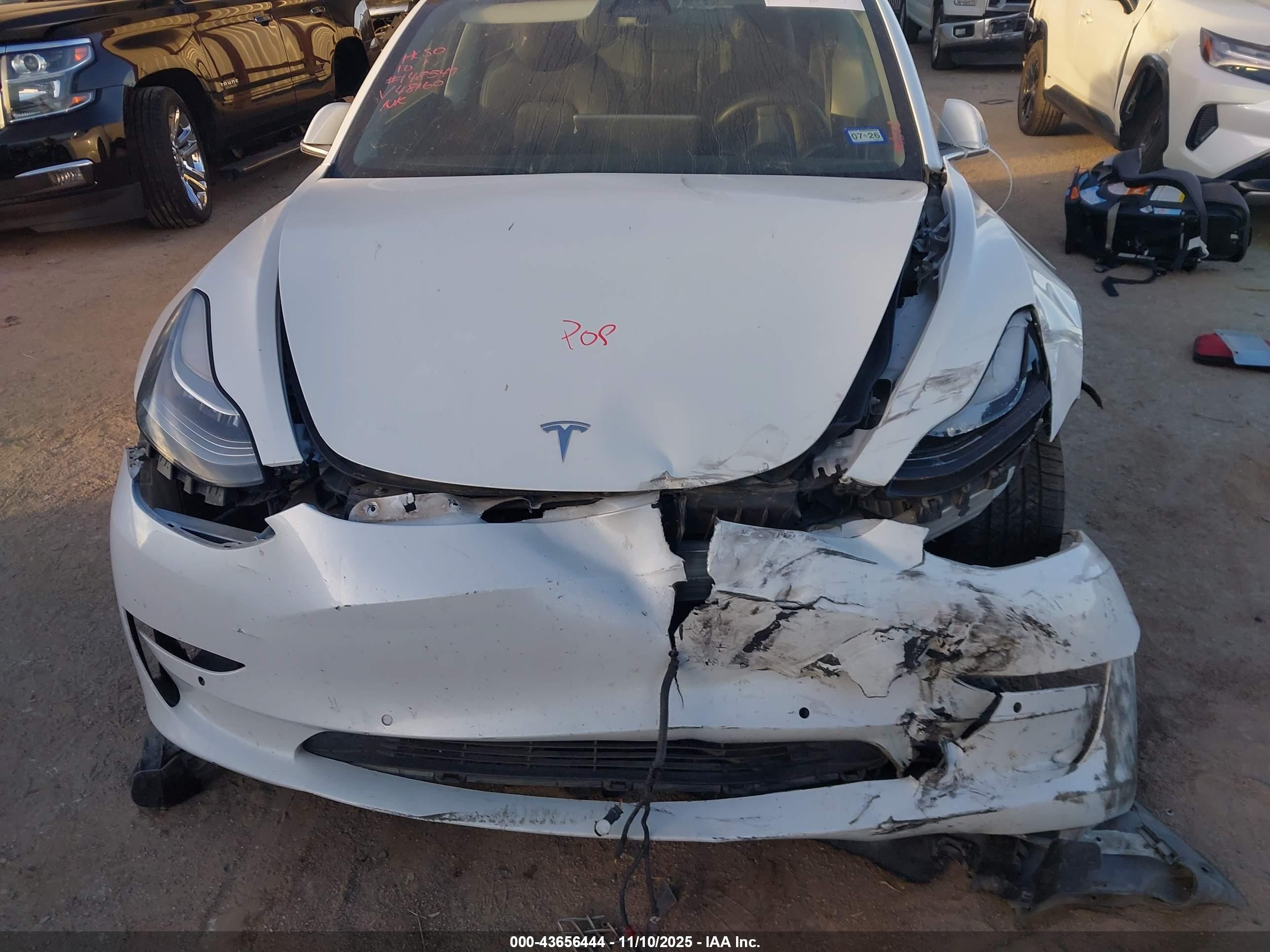TESLA MODEL image 6
