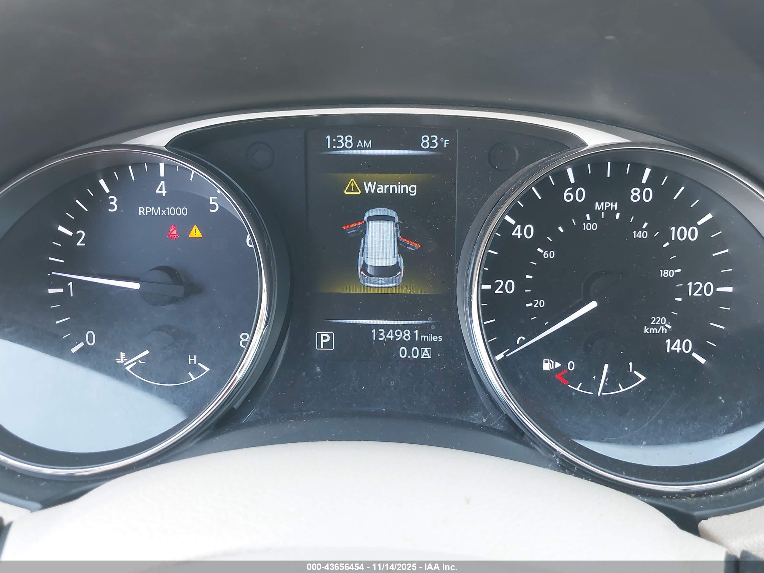 NISSAN ROGUE image 7