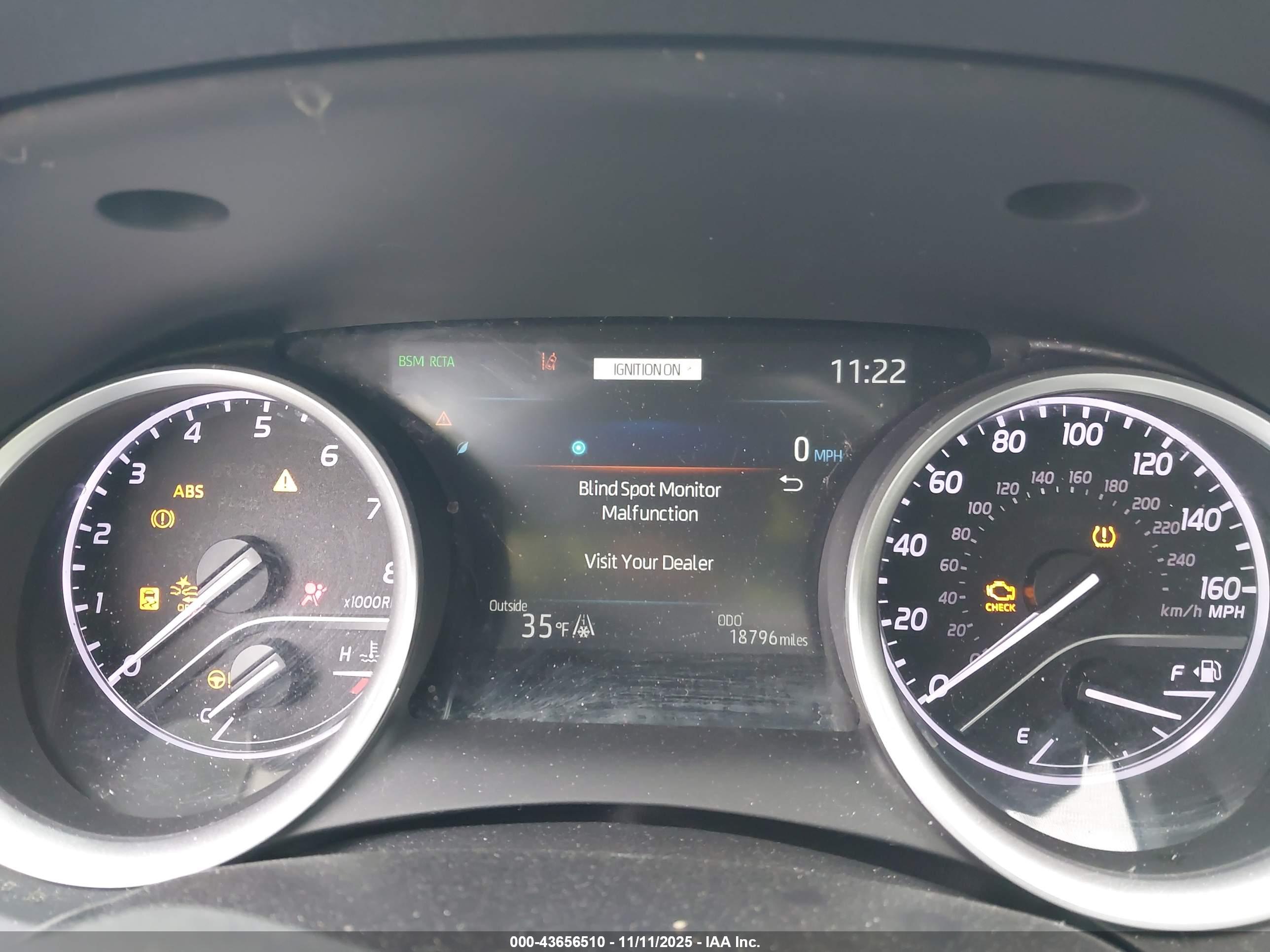 TOYOTA CAMRY image 7