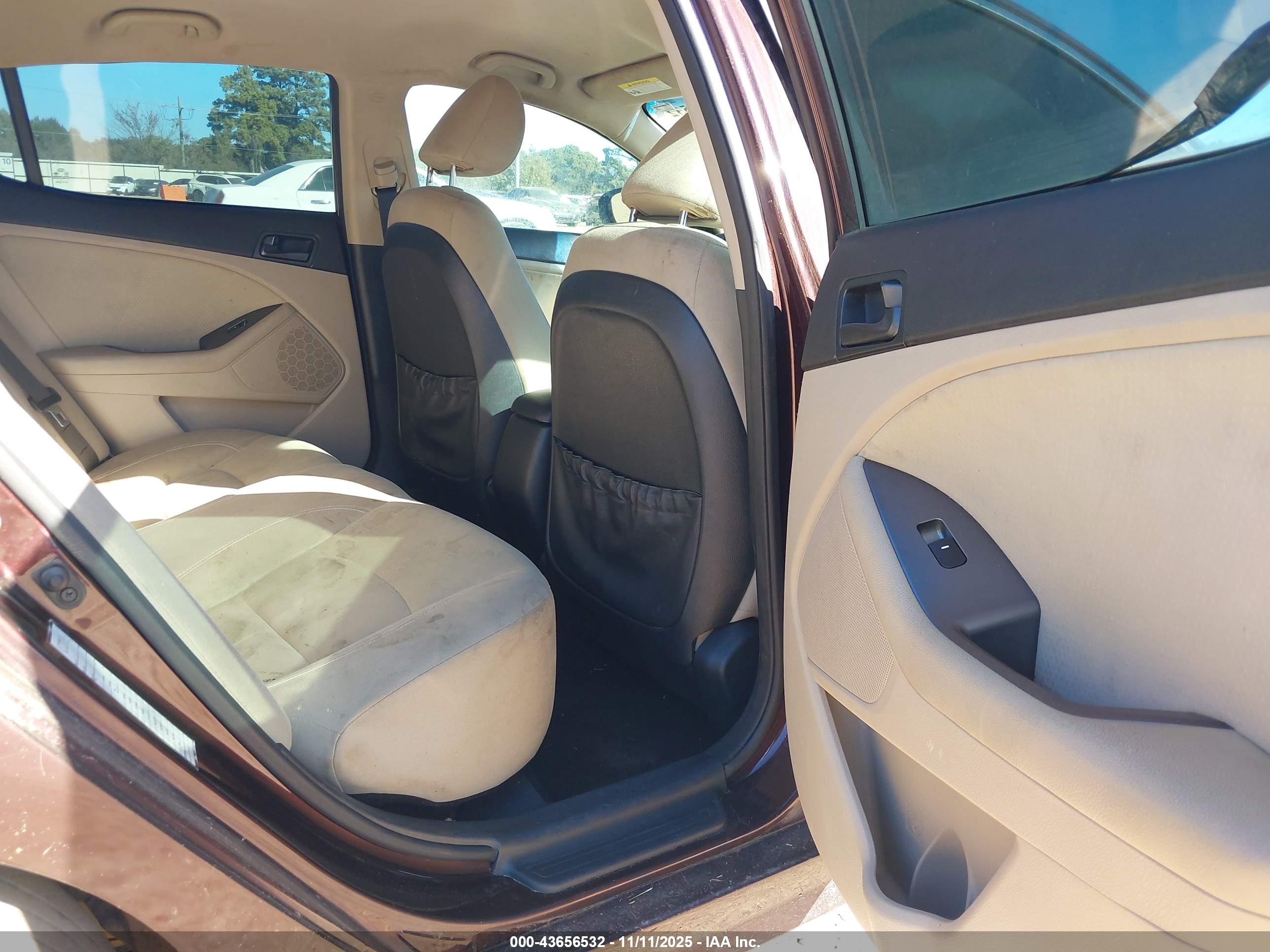 KIA OPTIMA image 8