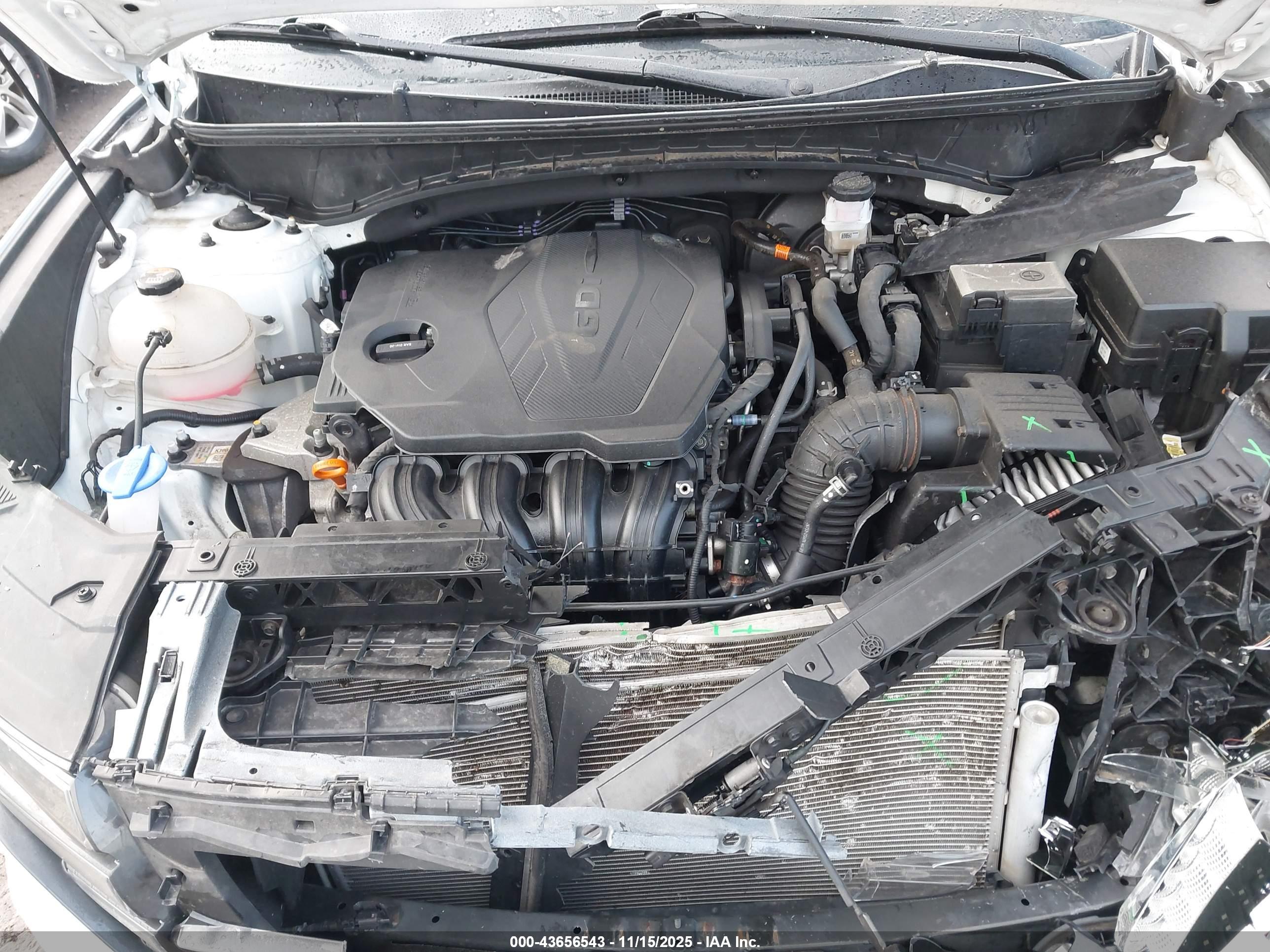 HYUNDAI TUCSON image 10