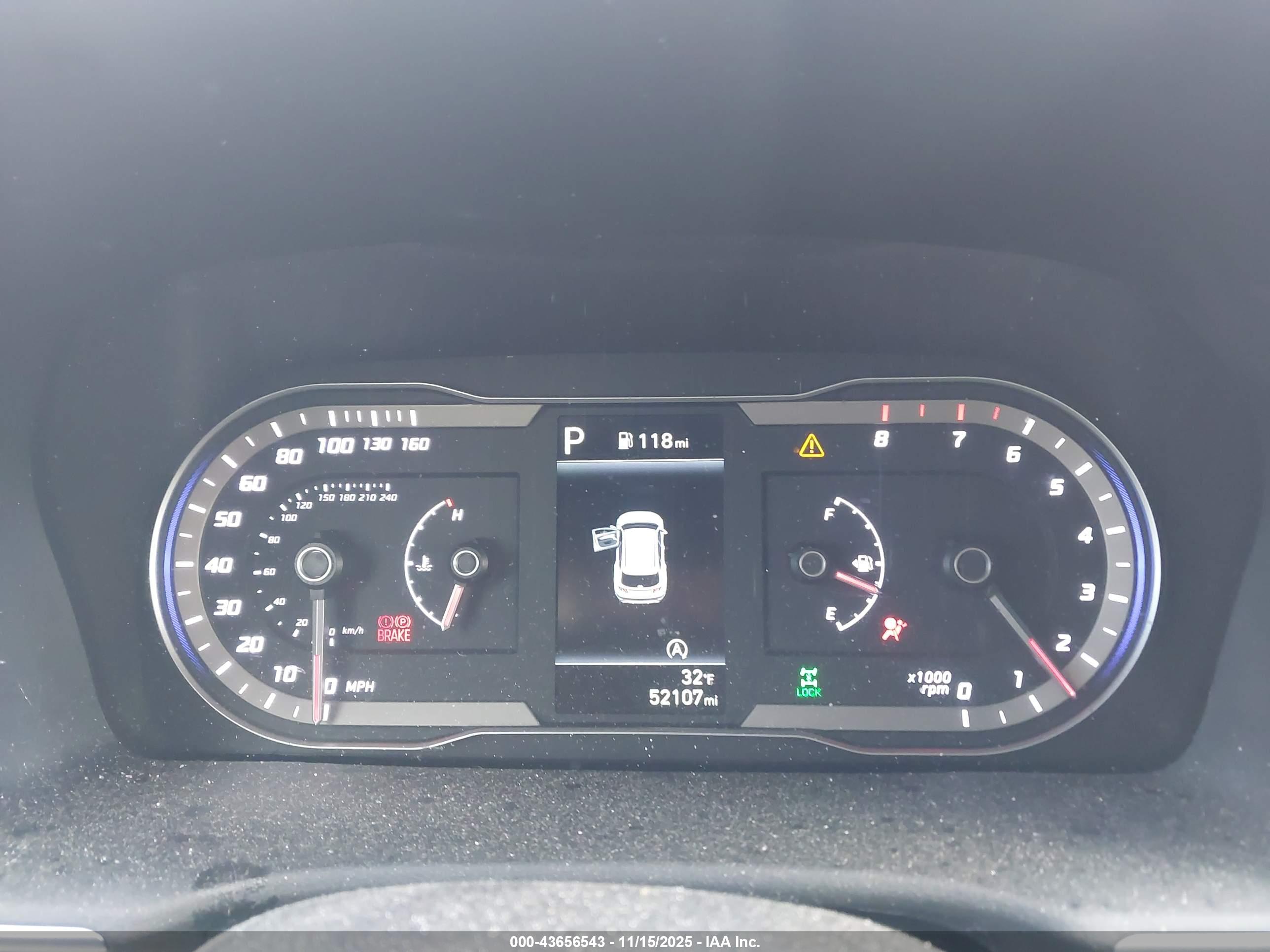 HYUNDAI TUCSON image 7