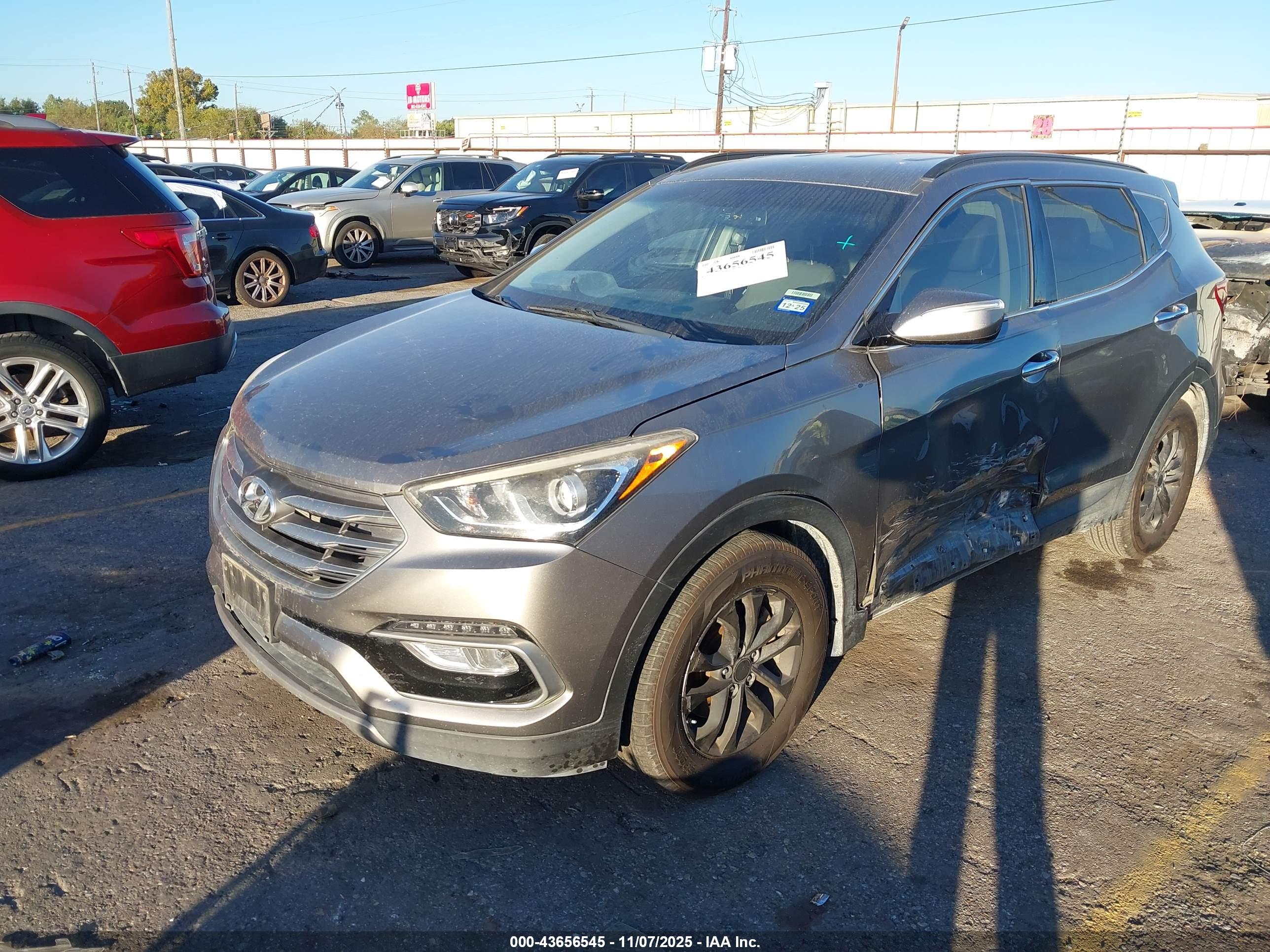 HYUNDAI SANTA image 2