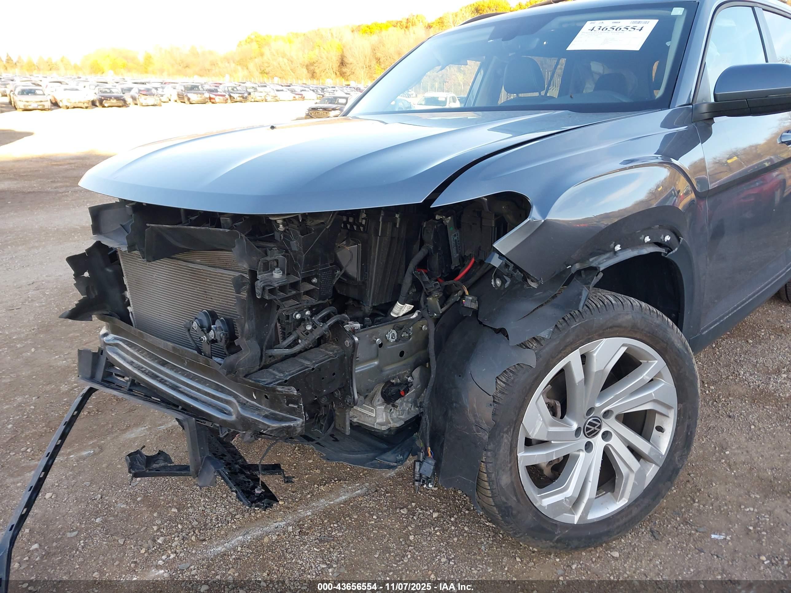 VOLKSWAGEN ATLAS image 6