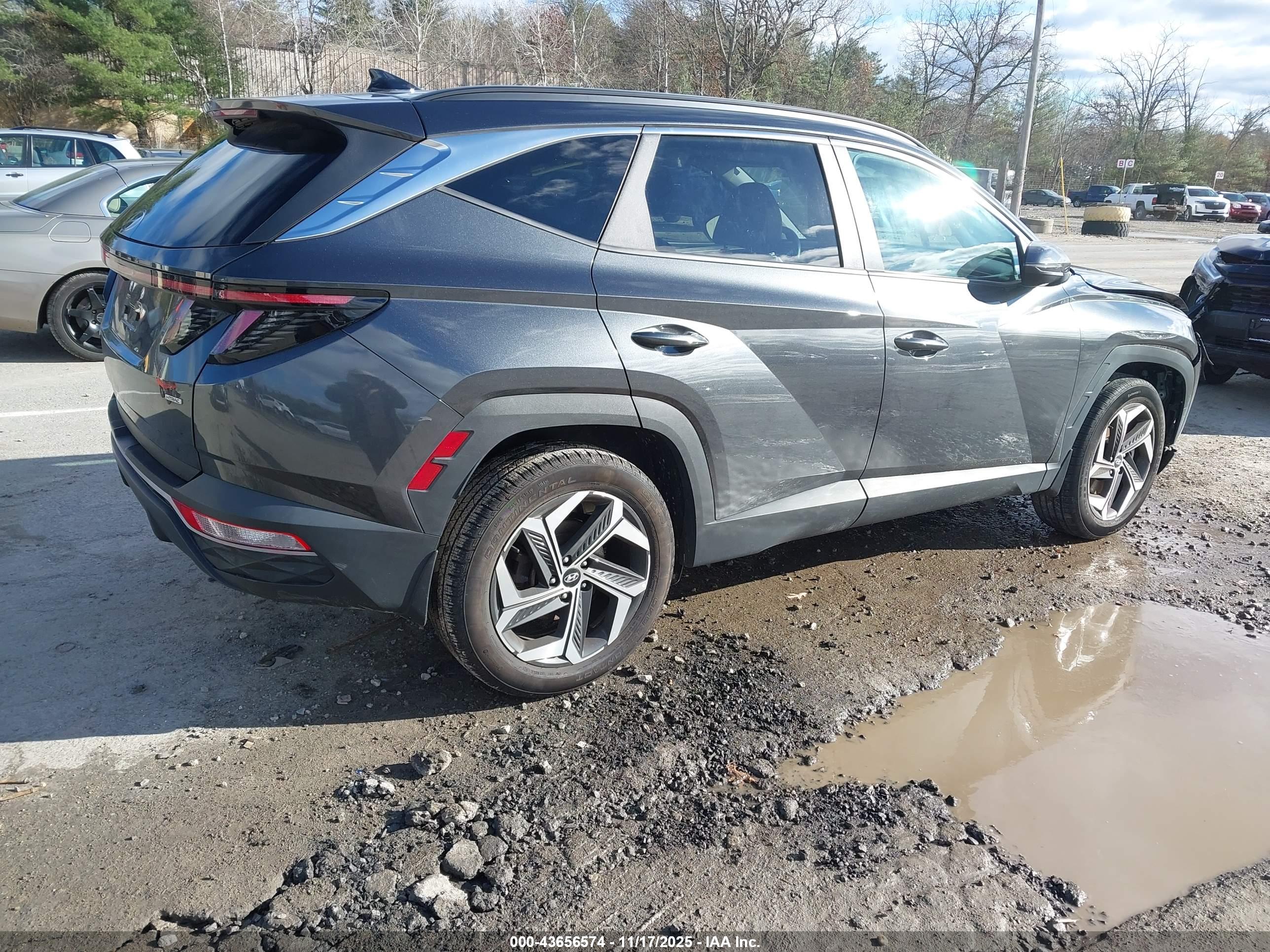 HYUNDAI TUCSON image 4