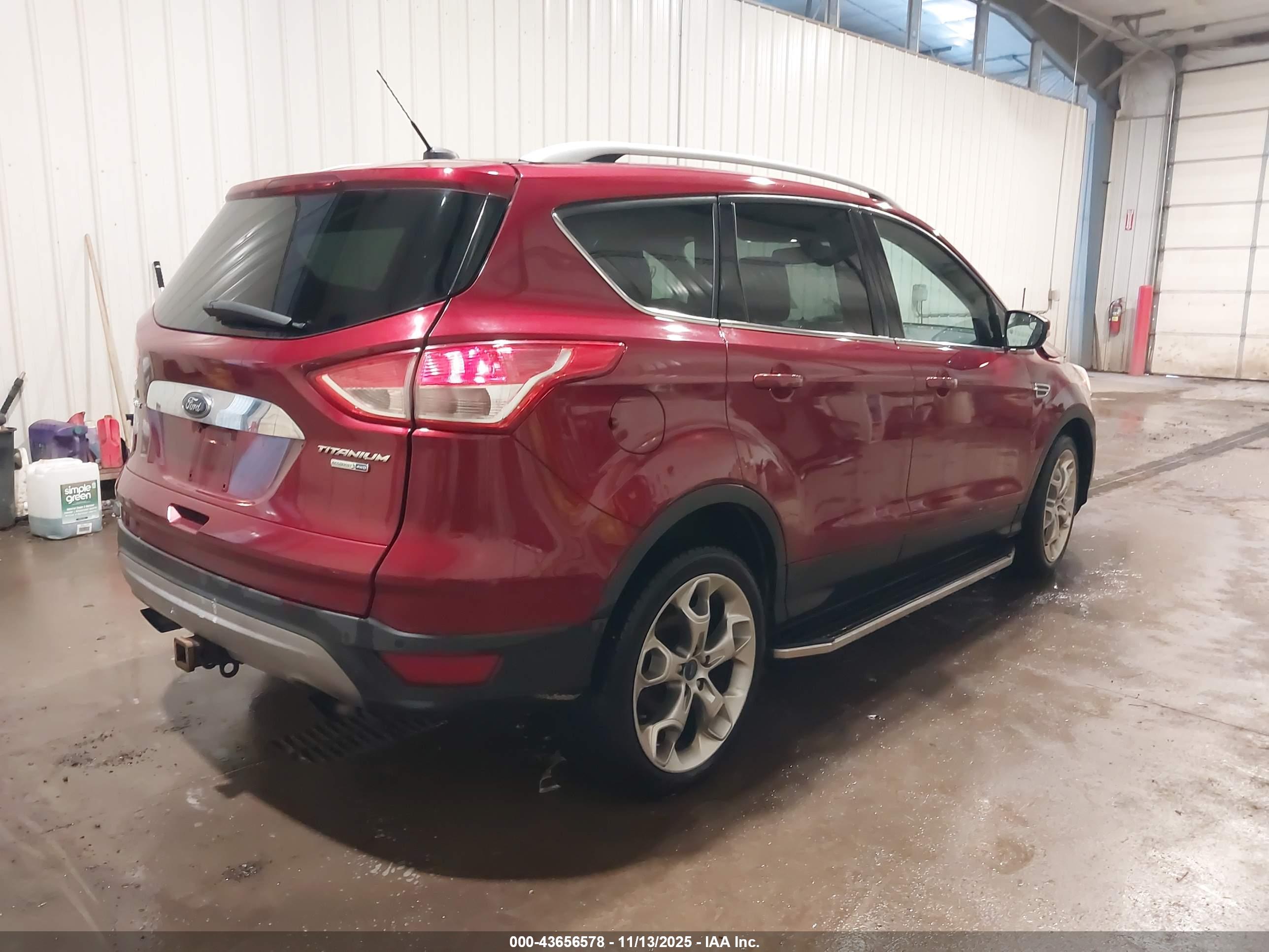 FORD ESCAPE image 4