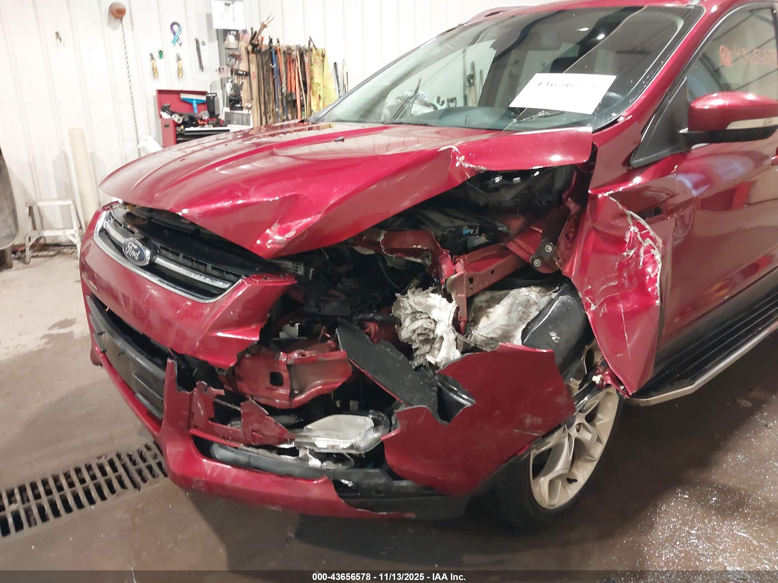 FORD ESCAPE image 6