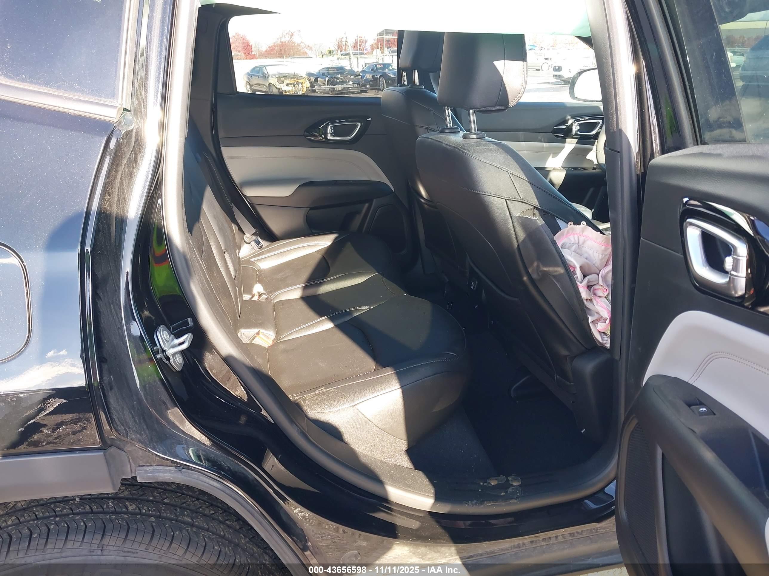 JEEP COMPASS image 8