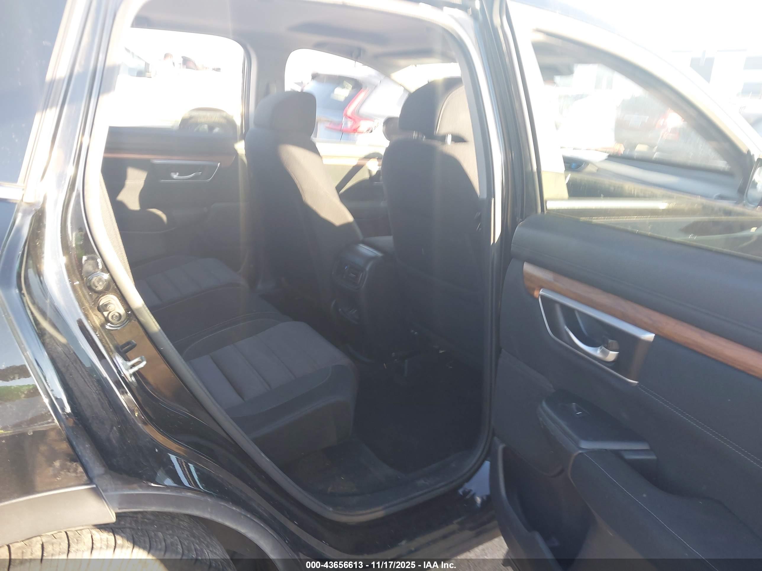 HONDA CR-V image 8