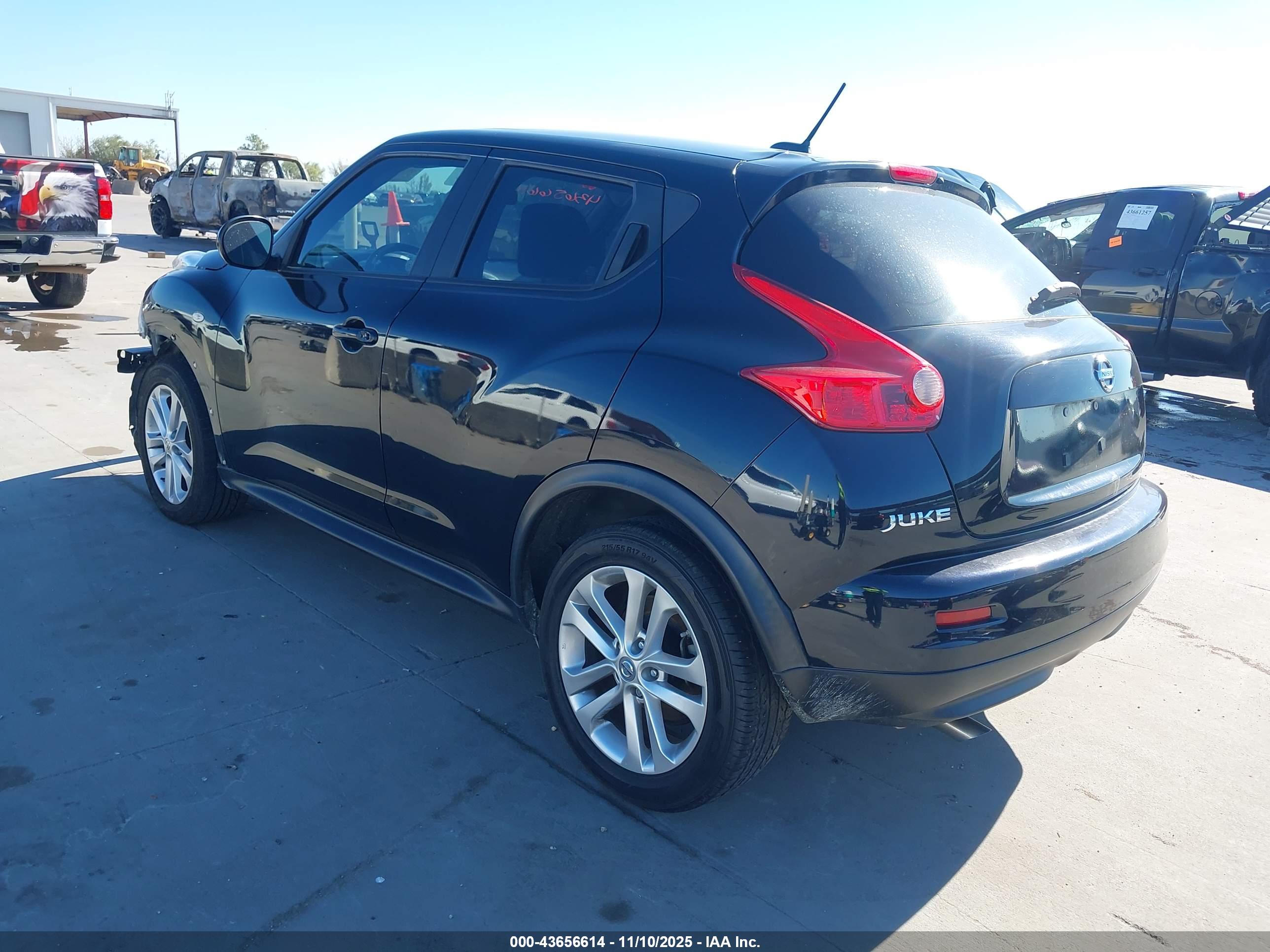 NISSAN JUKE image 3