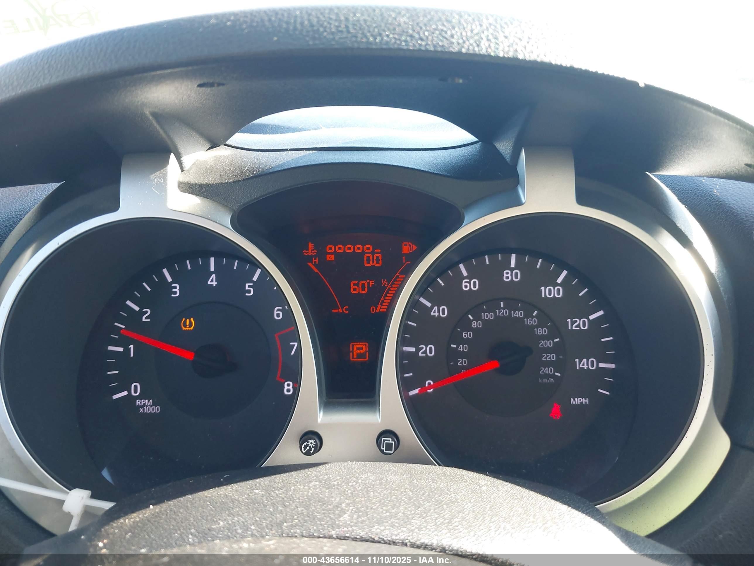 NISSAN JUKE image 7