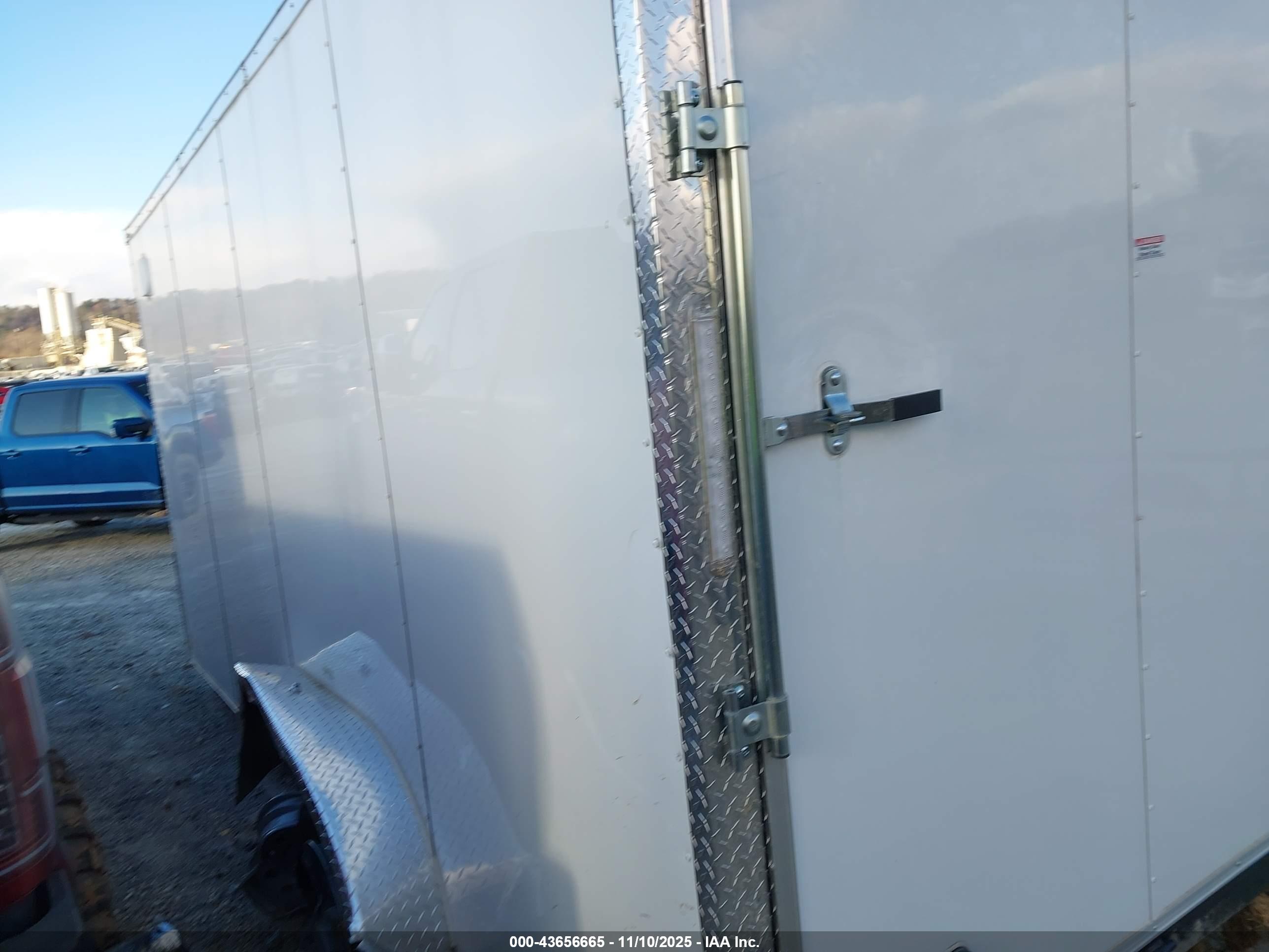 SEED CARGO image 3
