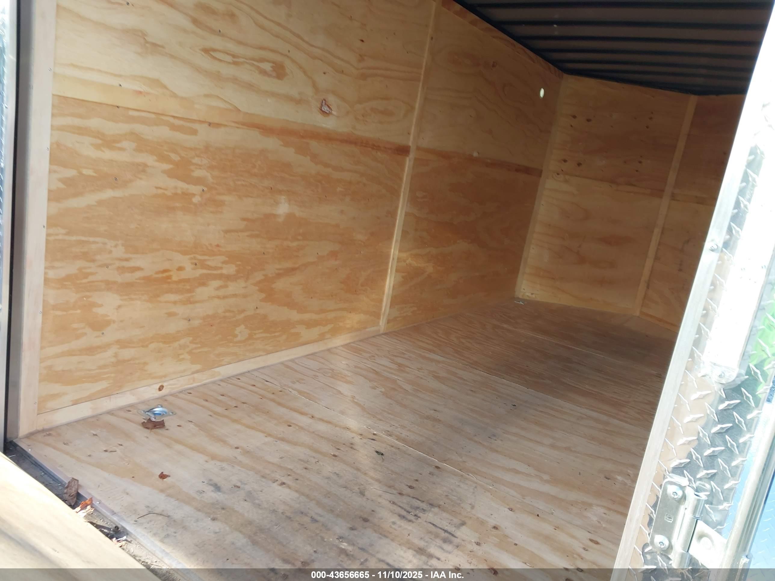 SEED CARGO image 5