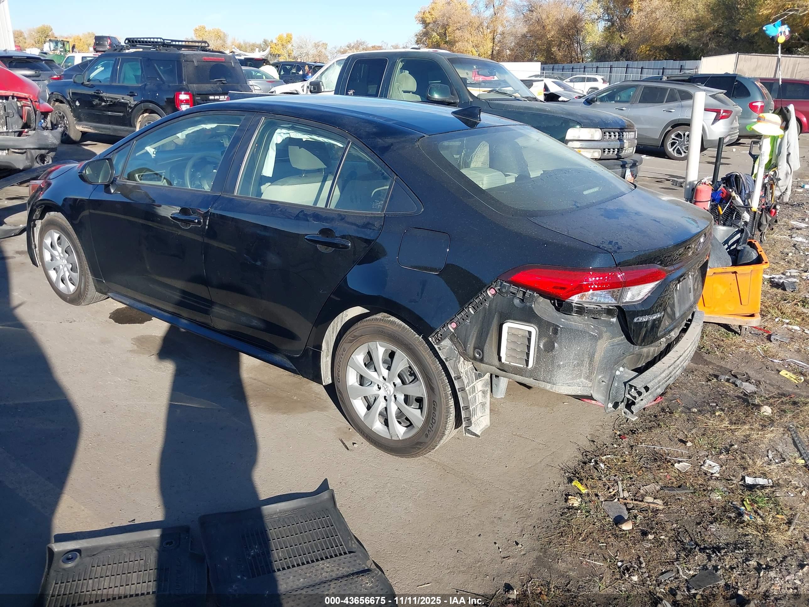 TOYOTA COROLLA image 3
