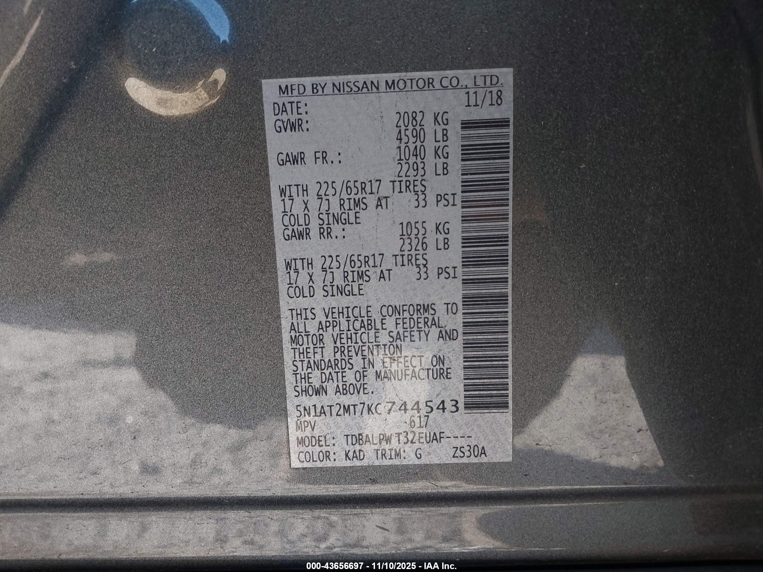 NISSAN ROGUE image 9