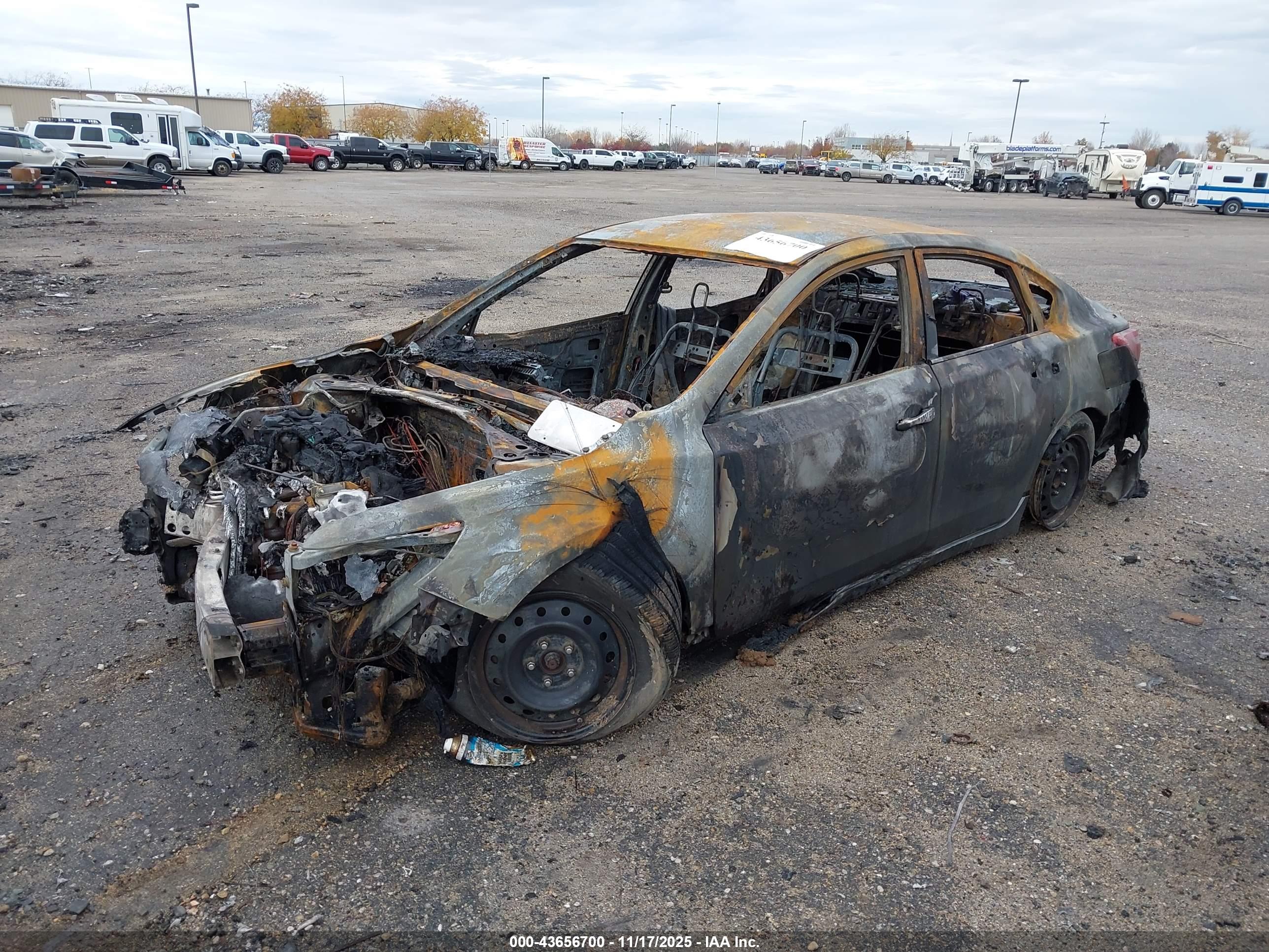 NISSAN ALTIMA image 2