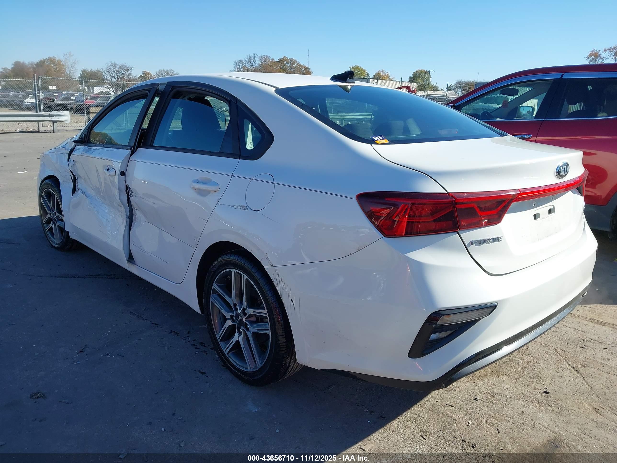 KIA FORTE image 3
