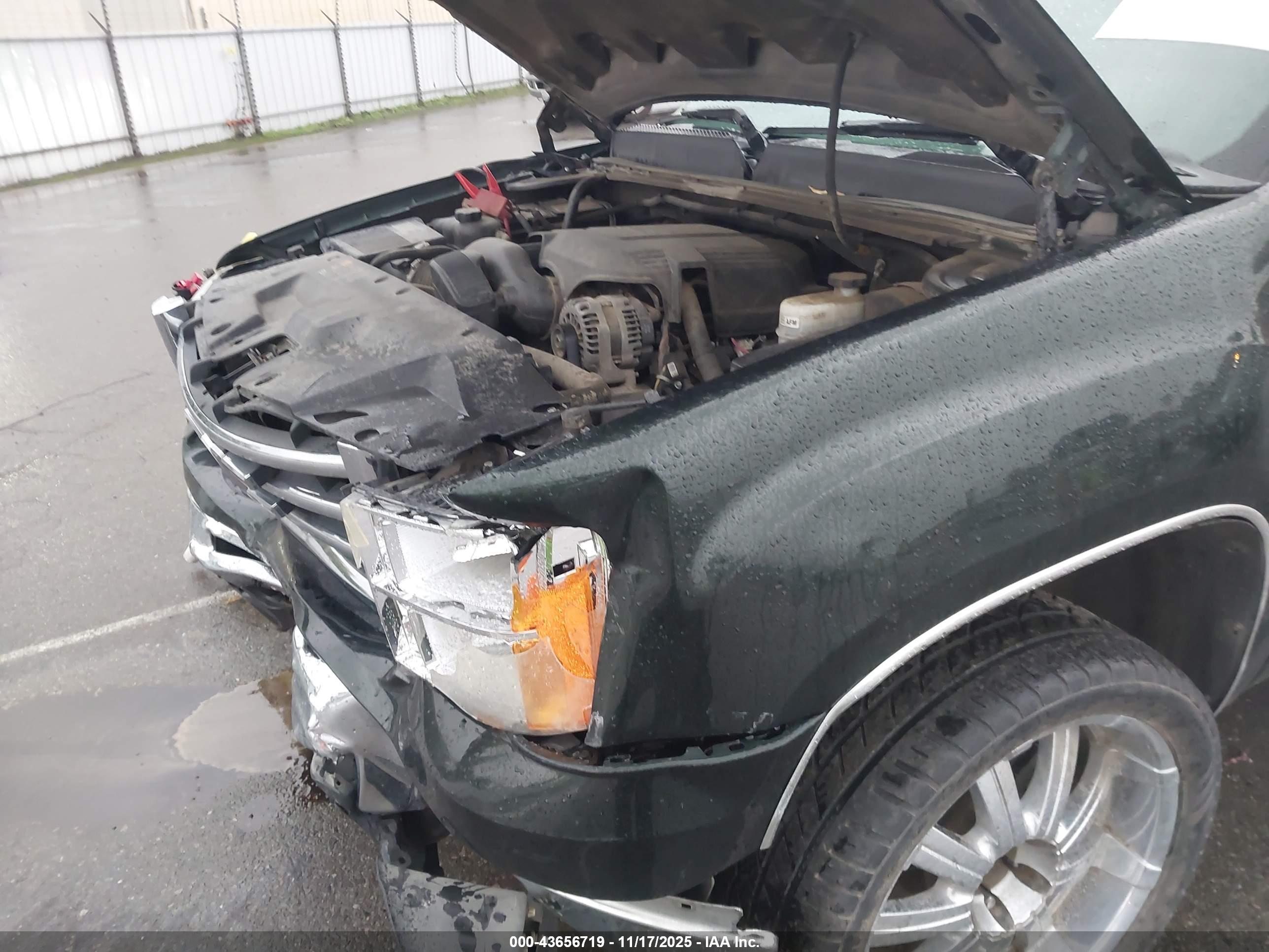 GMC SIERRA image 6