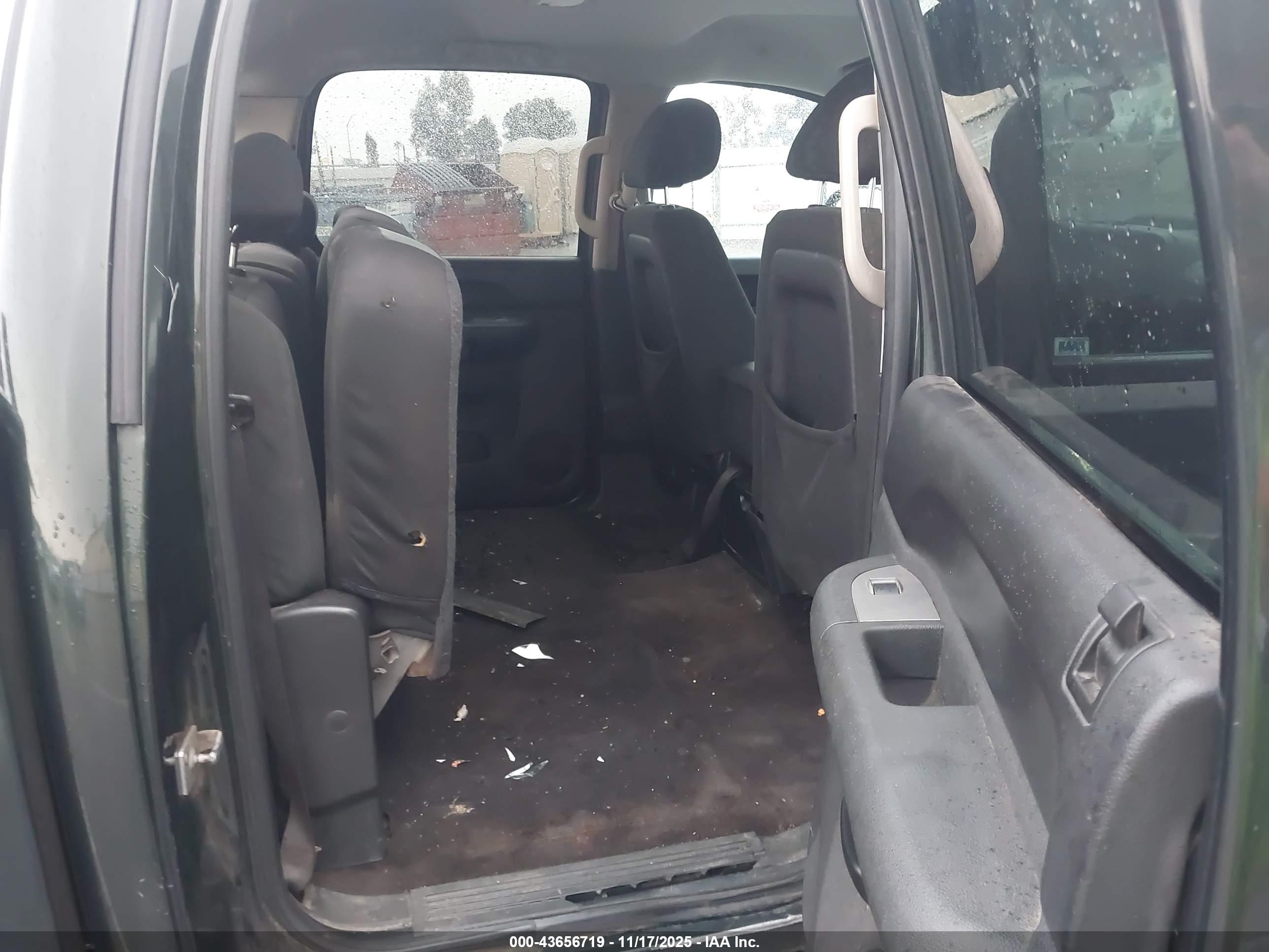 GMC SIERRA image 8