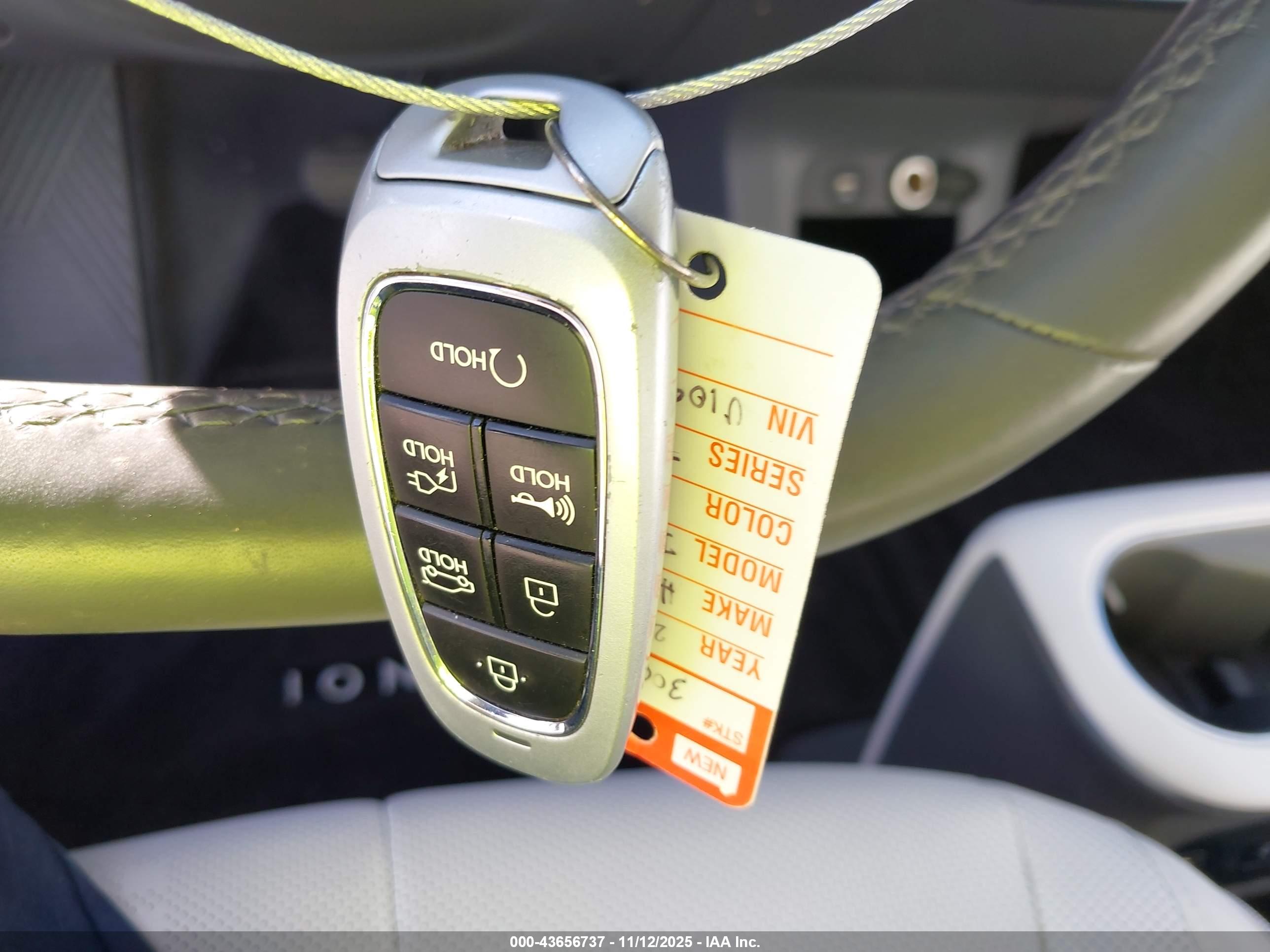 HYUNDAI IONIQ image 11