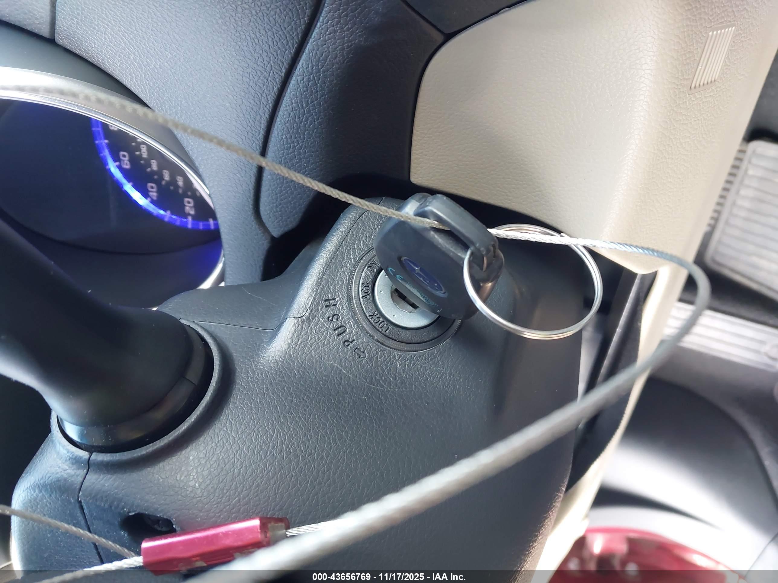 SUBARU OUTBACK image 11