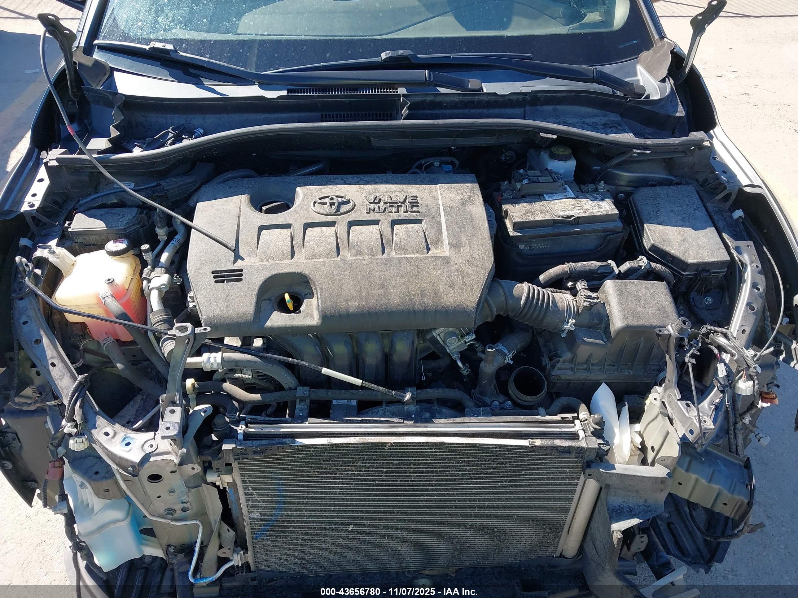 TOYOTA C-HR image 10