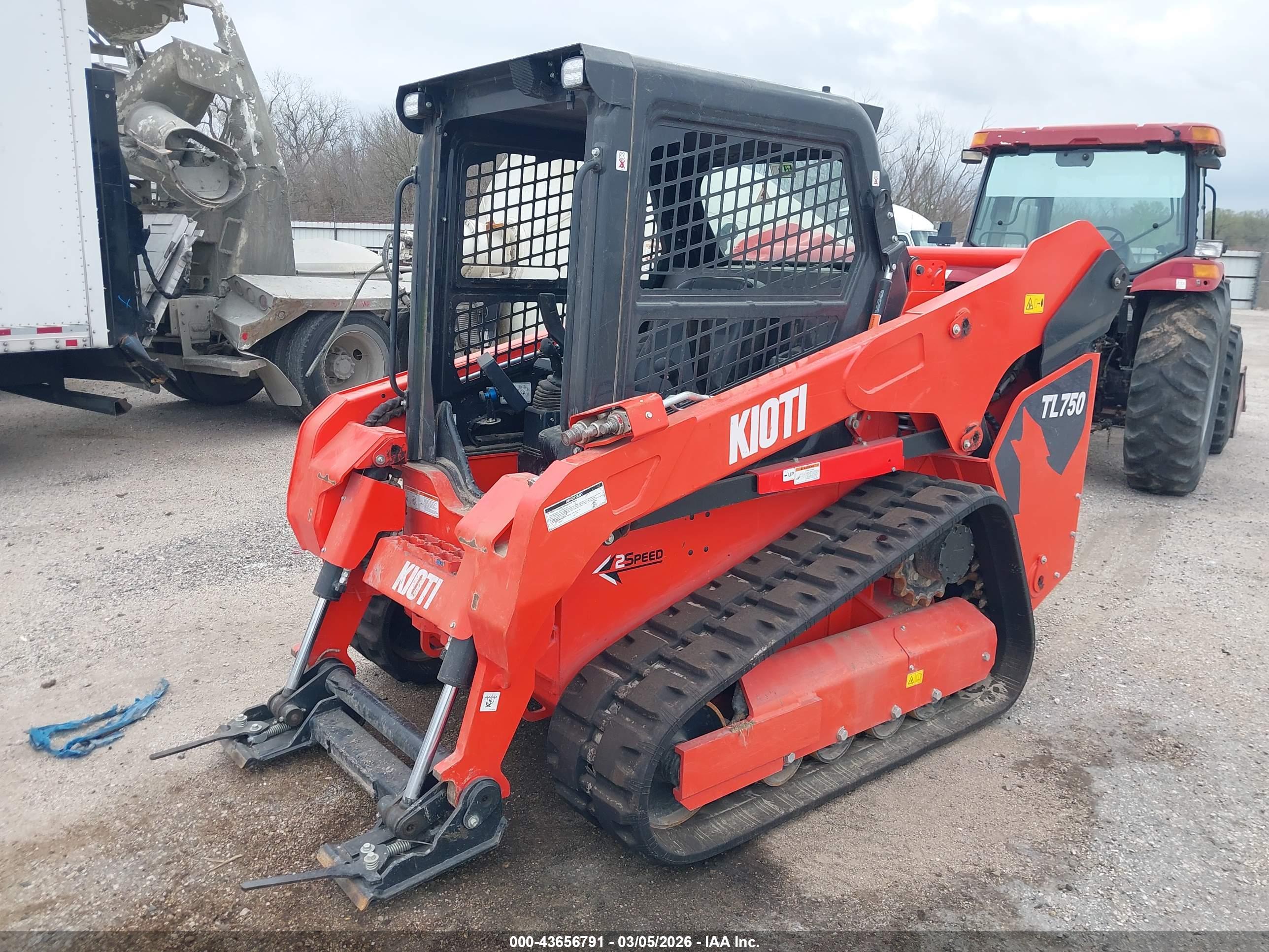 KIOTI TL750 image 2