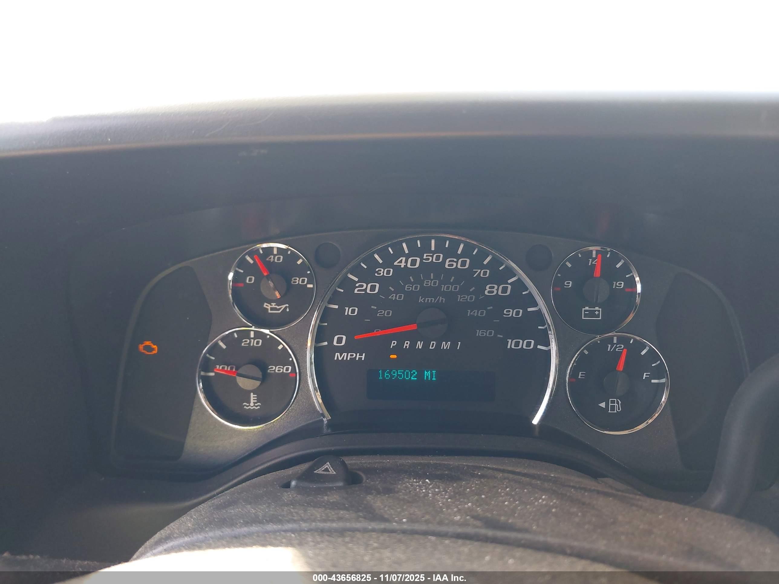 CHEVROLET EXPRESS image 7