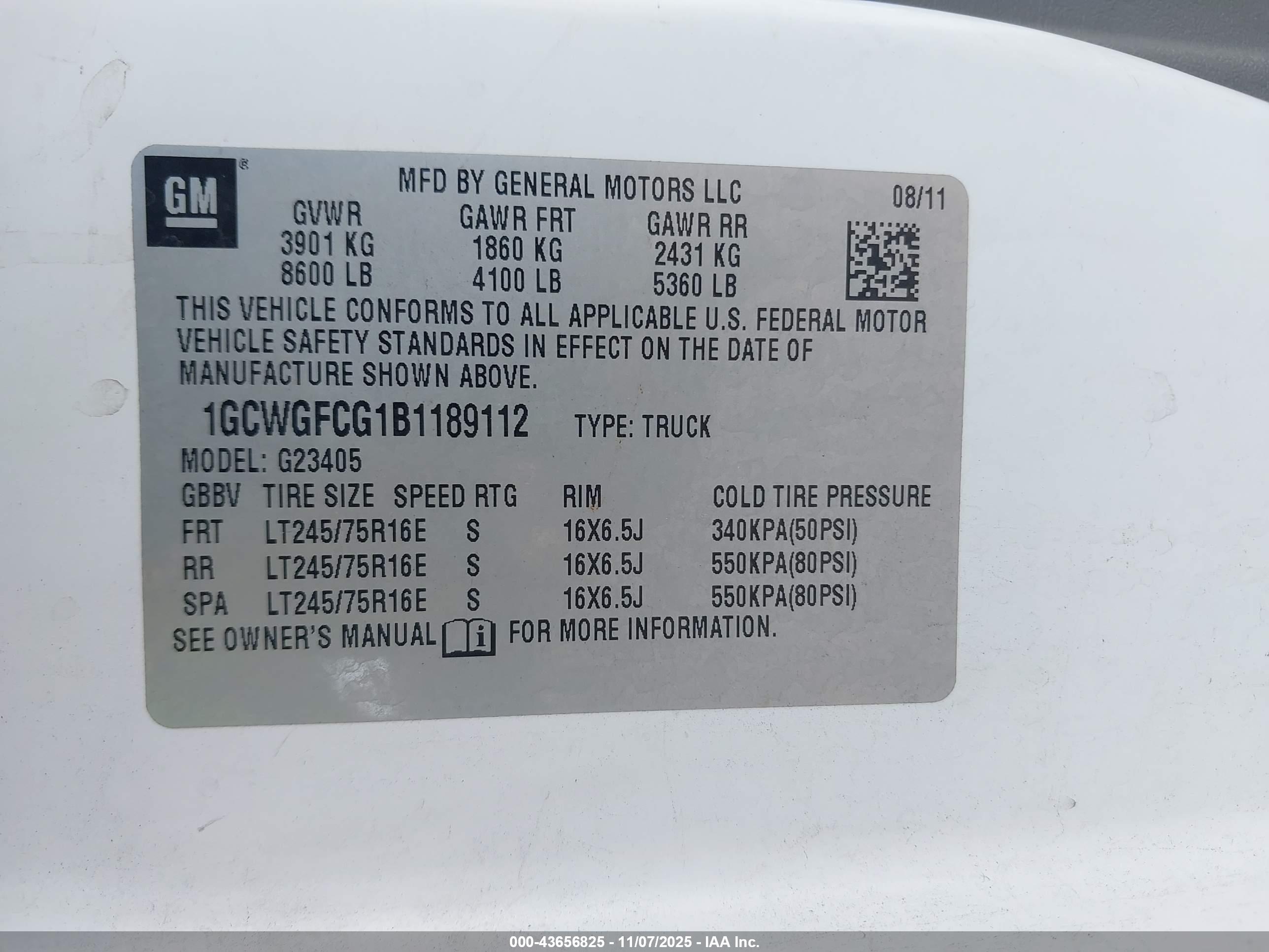 CHEVROLET EXPRESS image 9