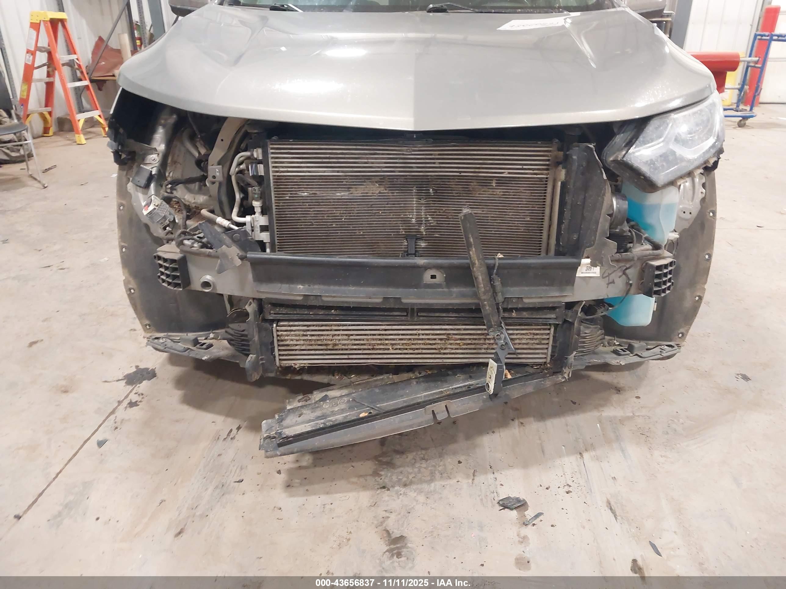 CHEVROLET EQUINOX image 6