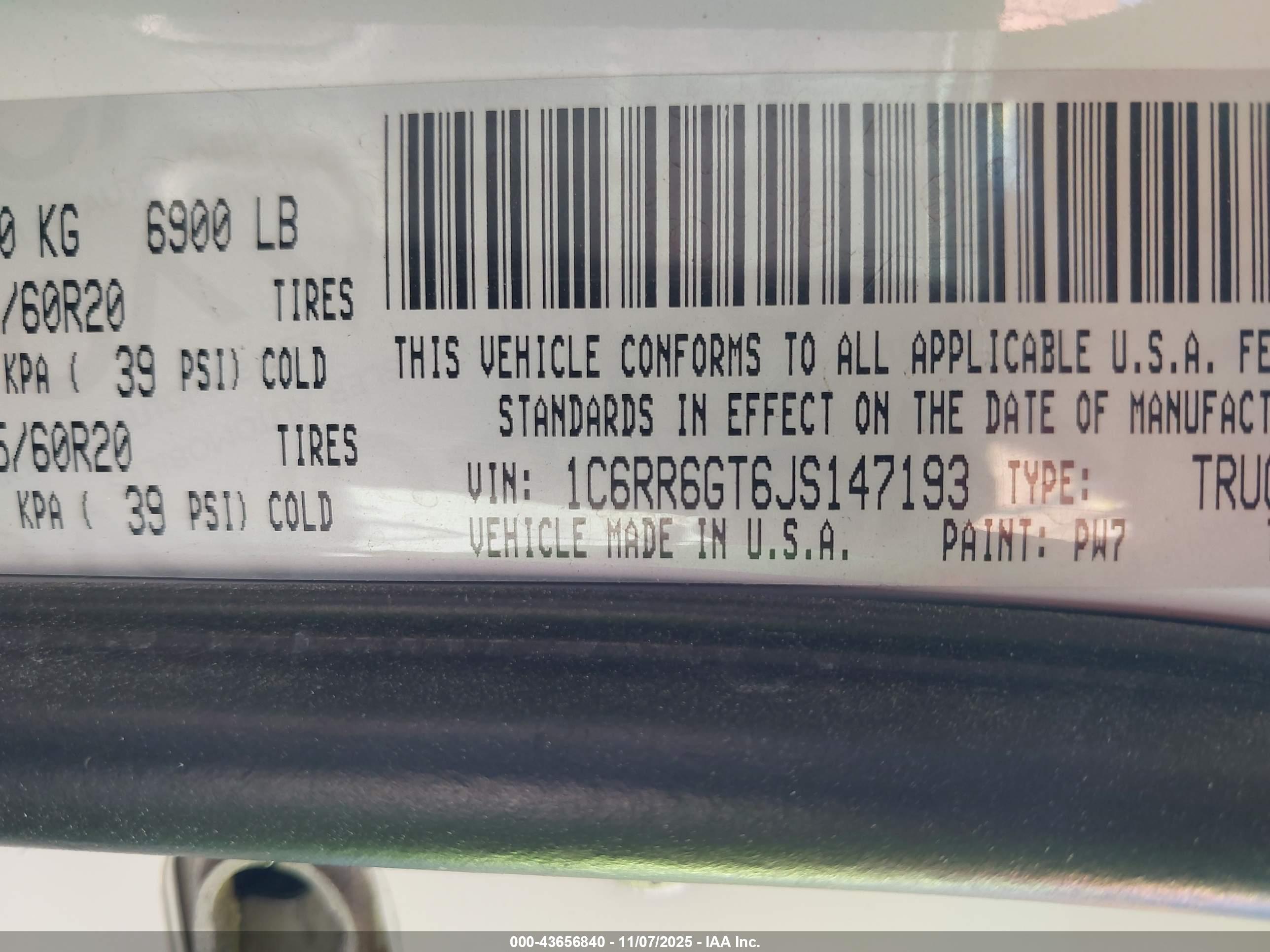 RAM 1500 image 9