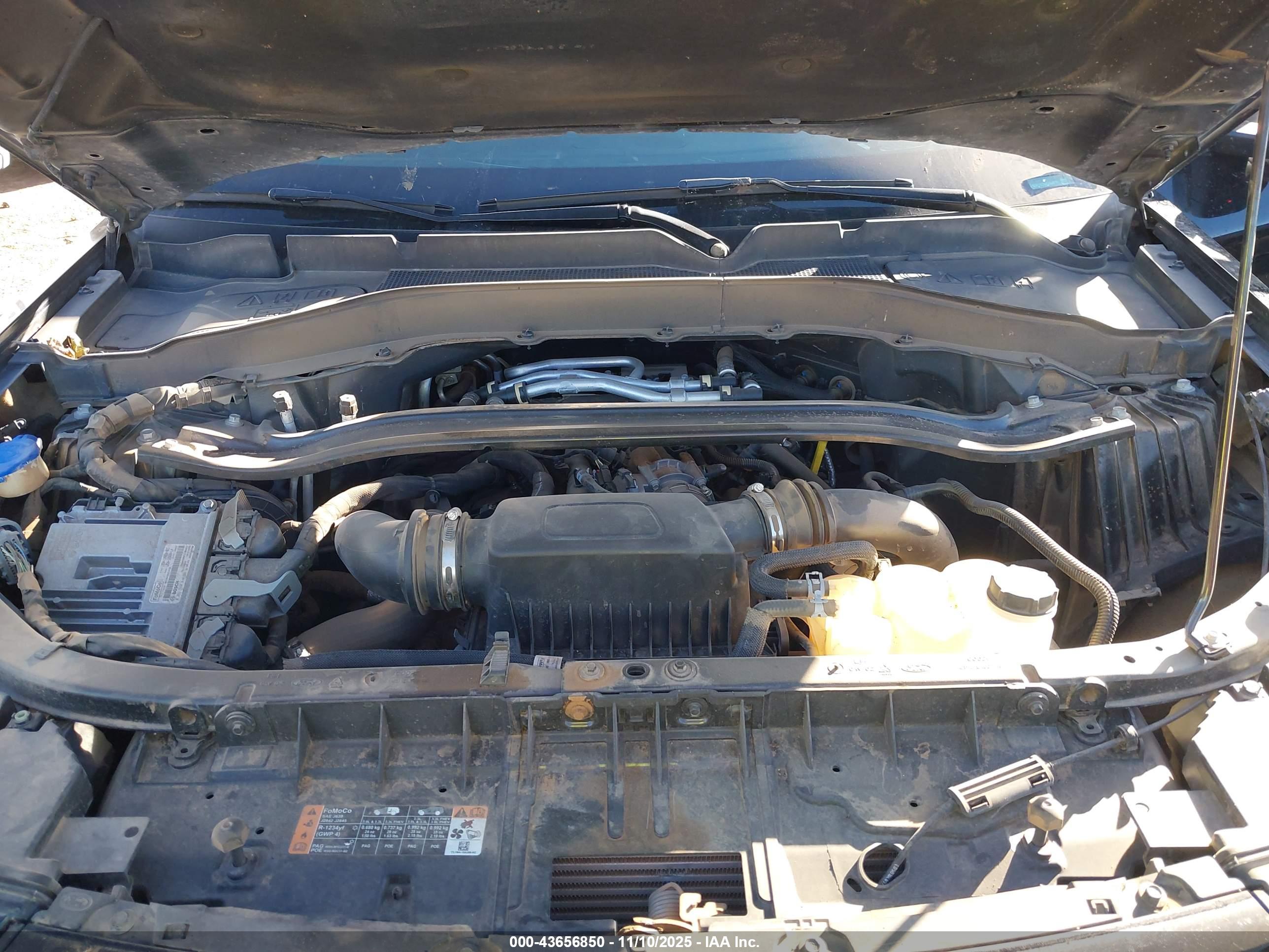 FORD EXPLORER image 10