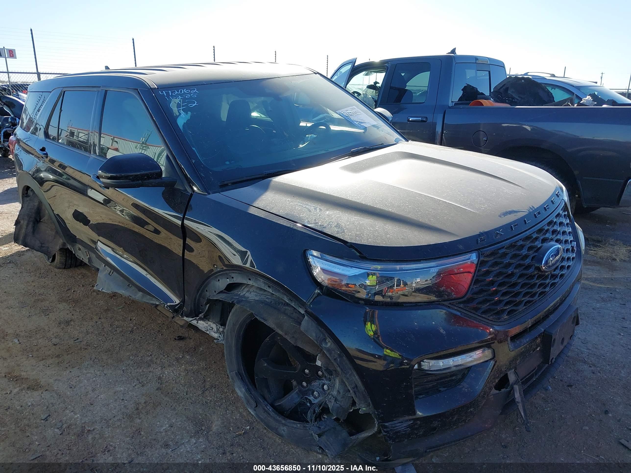 FORD EXPLORER image 6
