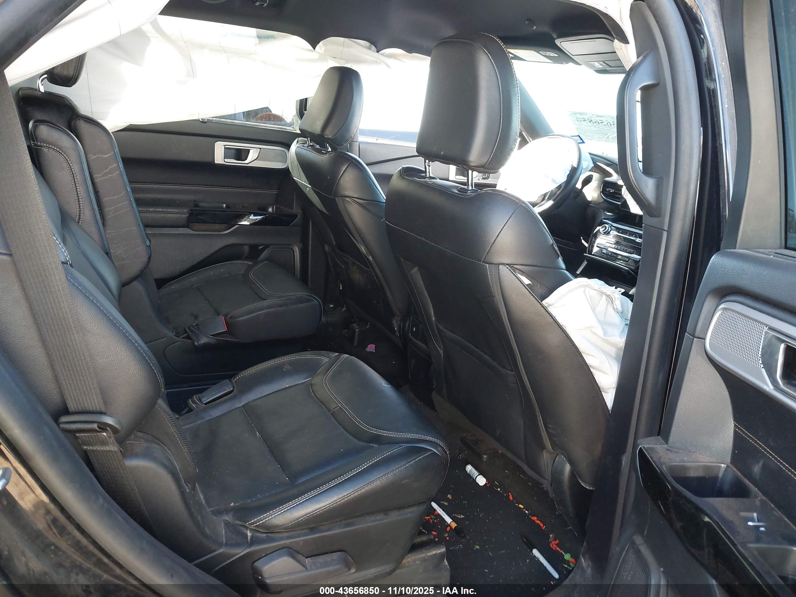 FORD EXPLORER image 8