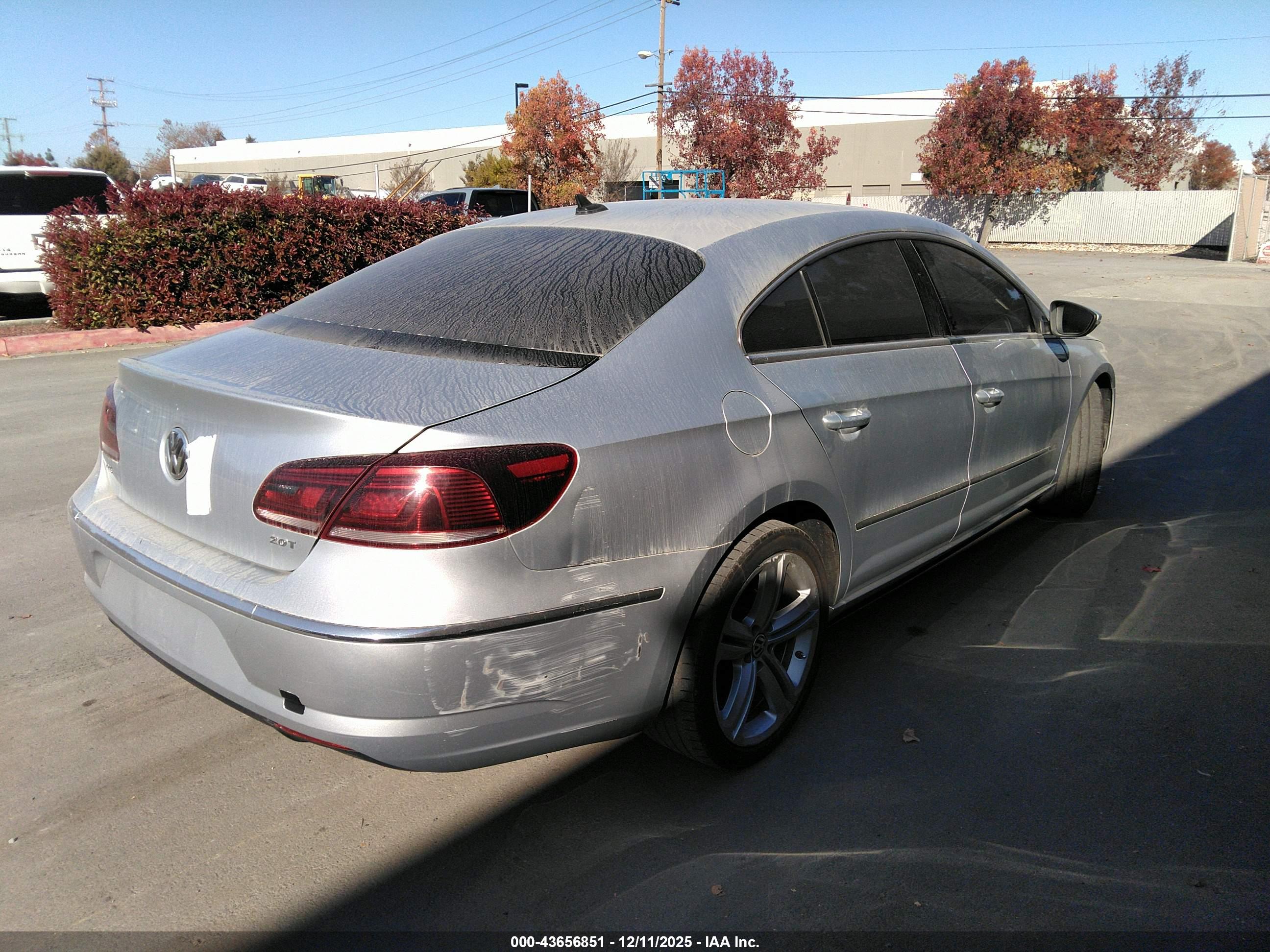 VOLKSWAGEN CC image 4