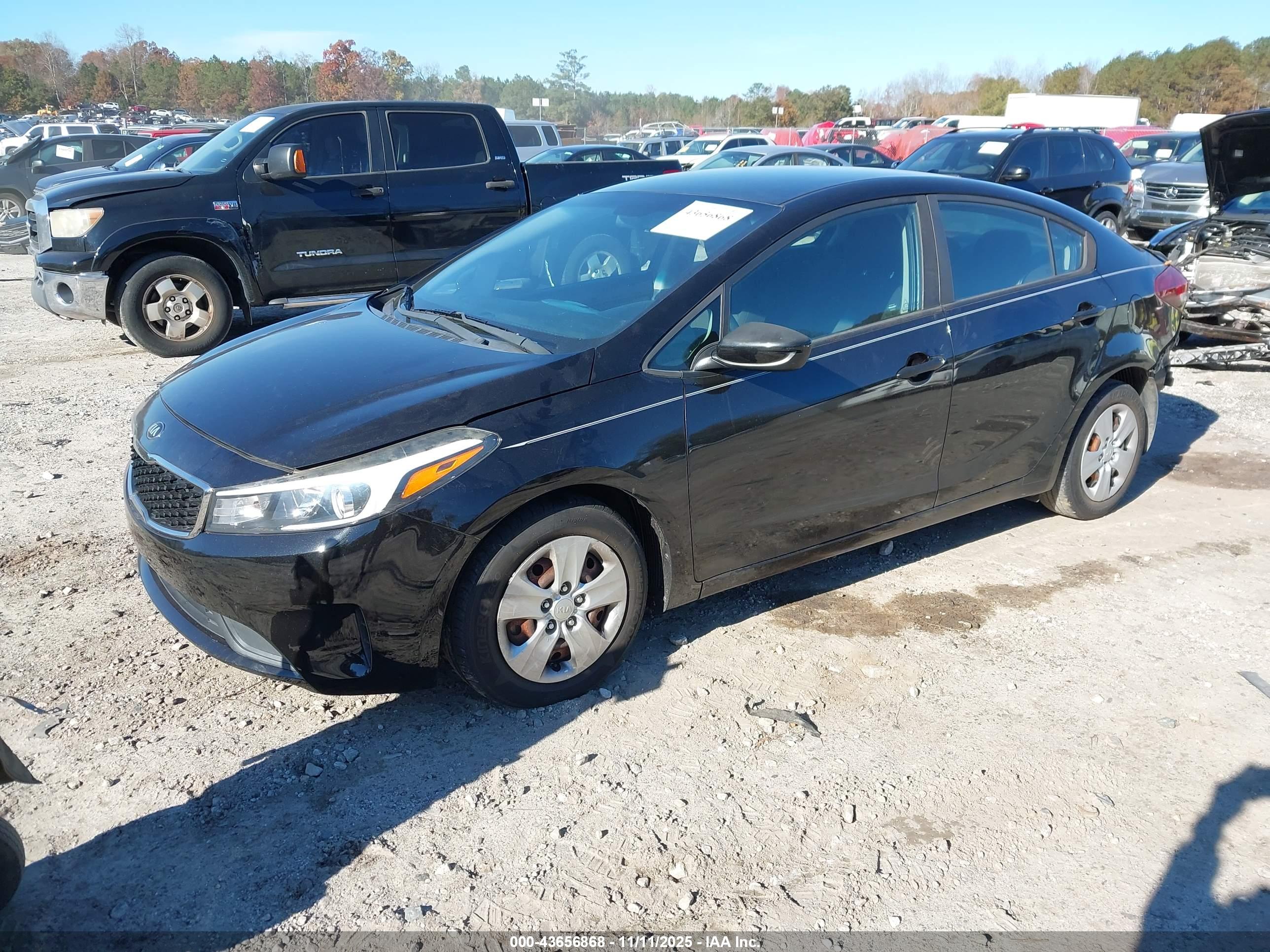 KIA FORTE image 2