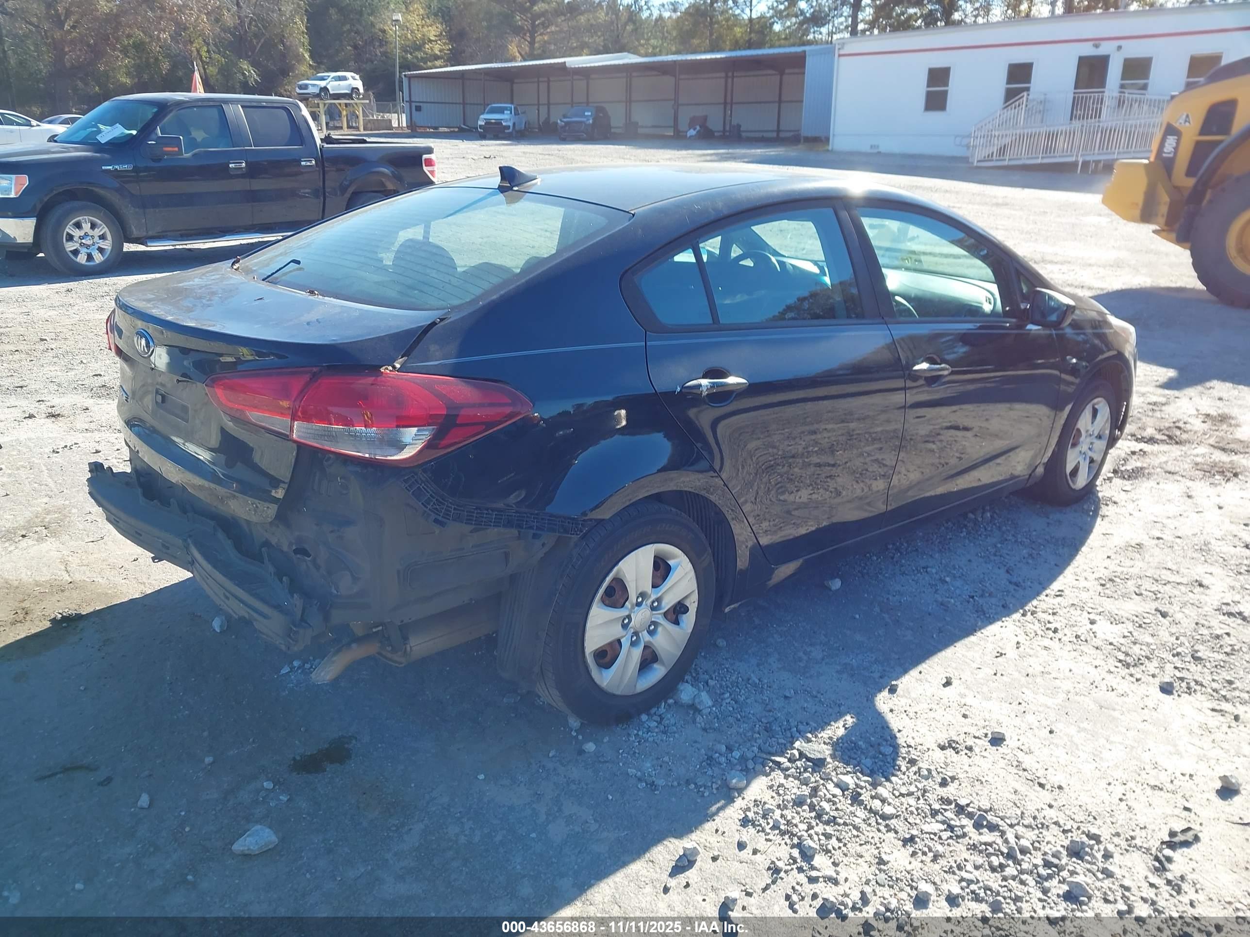 KIA FORTE image 4