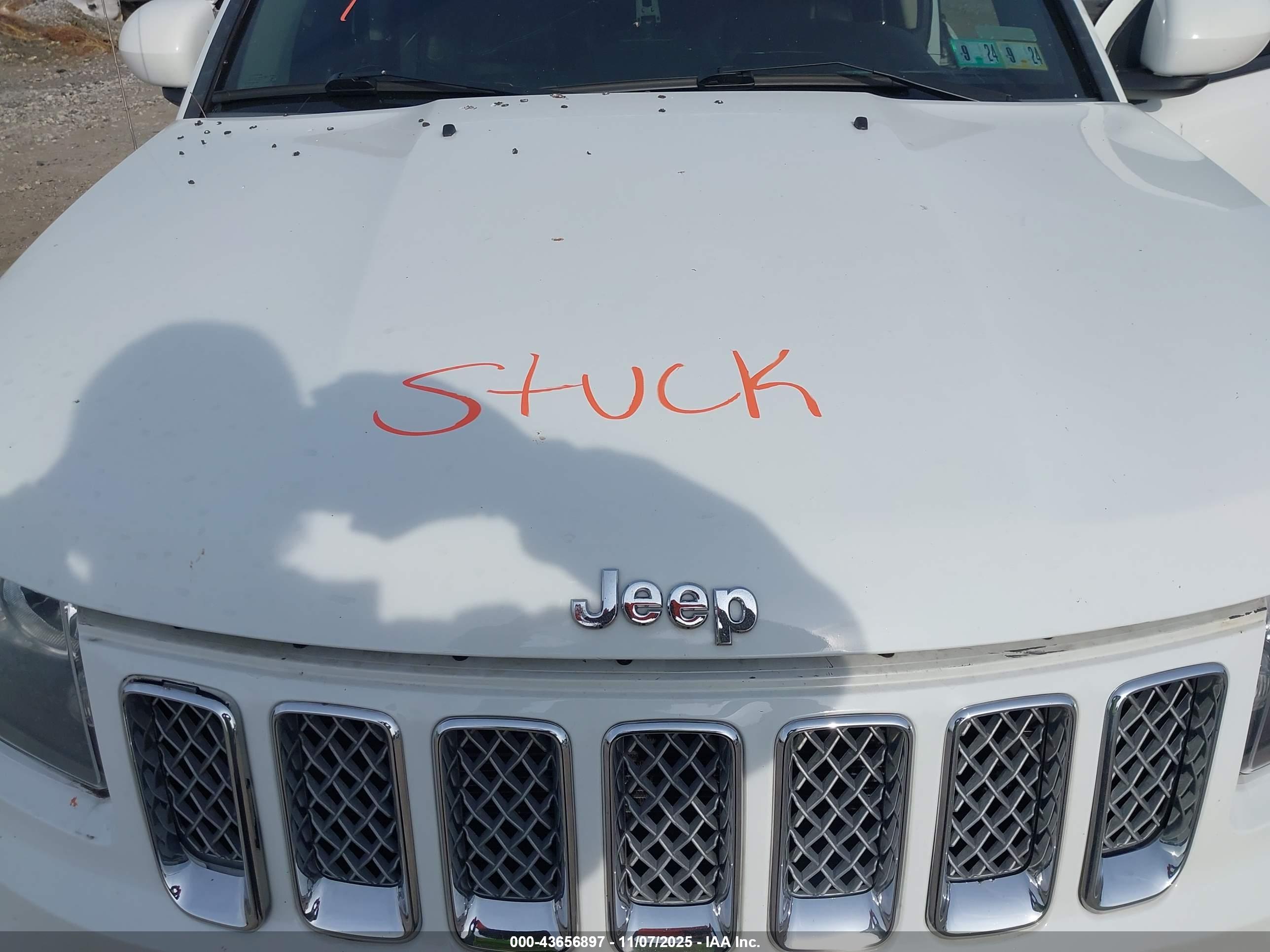 JEEP COMPASS image 10