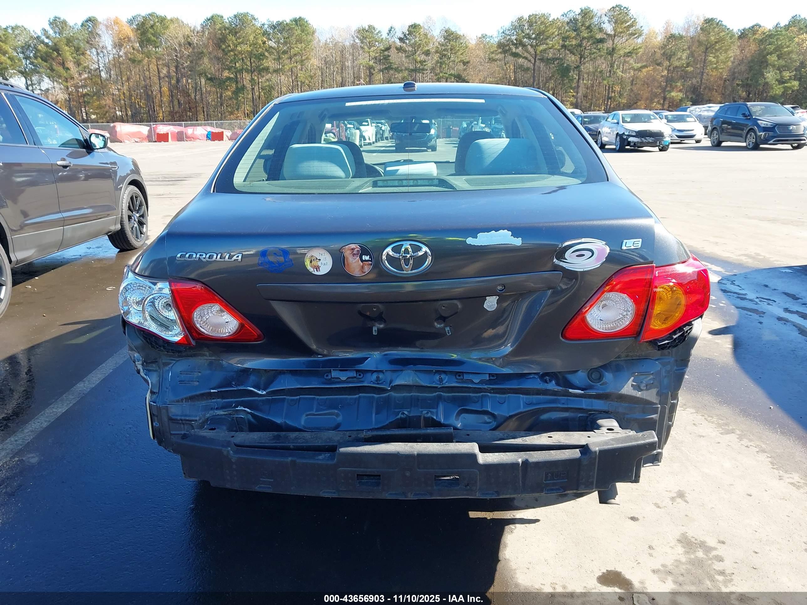 TOYOTA COROLLA image 6