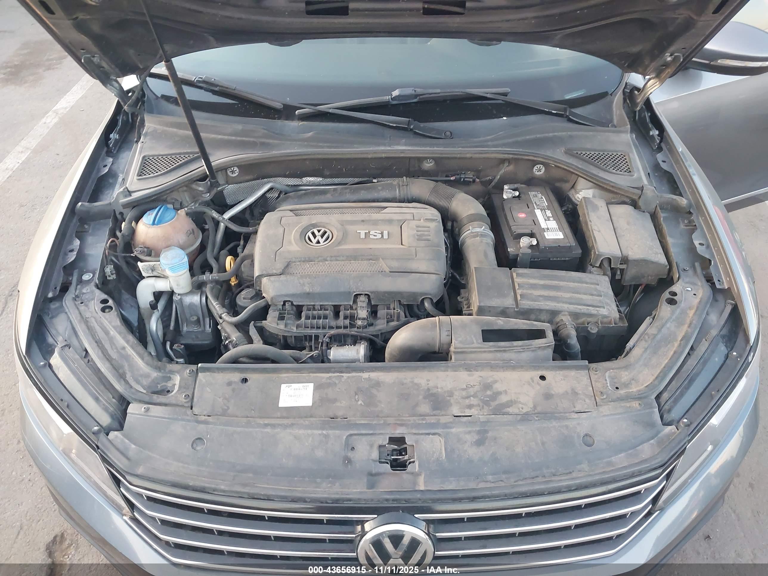 VOLKSWAGEN PASSAT image 10