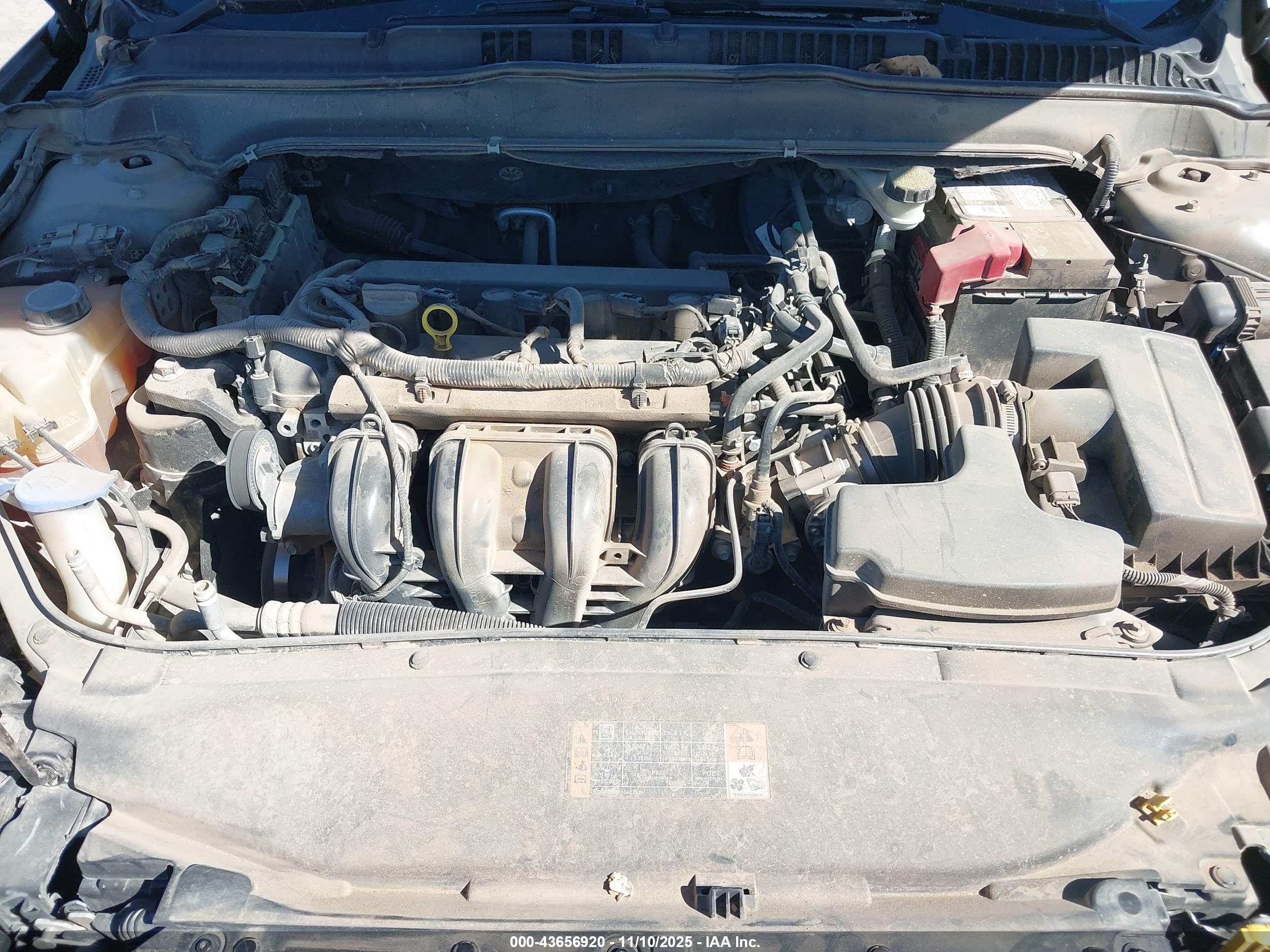 FORD FUSION image 10