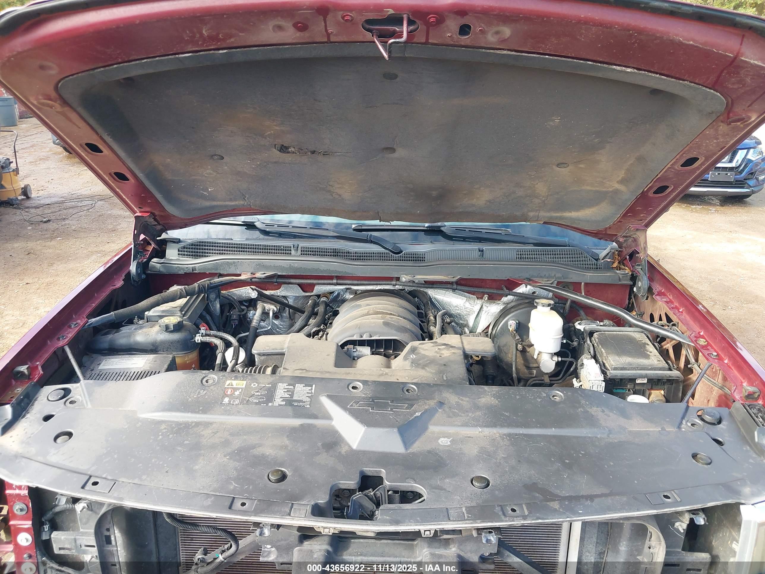 CHEVROLET SILVERADO image 10