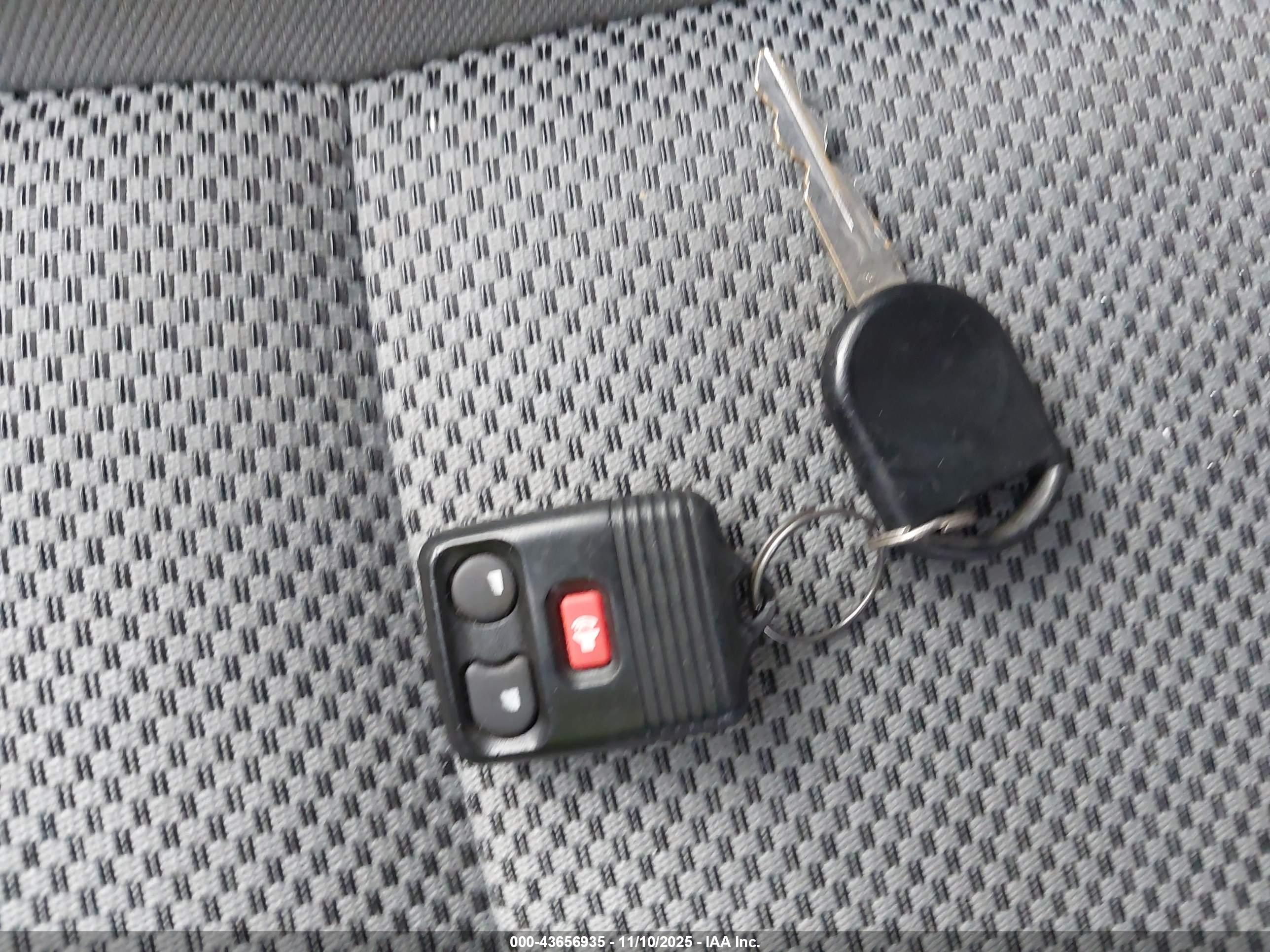 FORD ESCAPE image 11