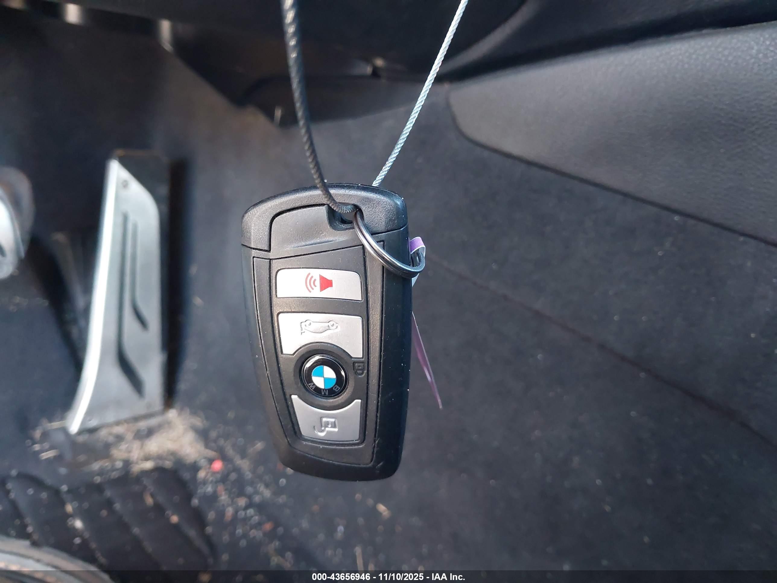 BMW 550I image 11