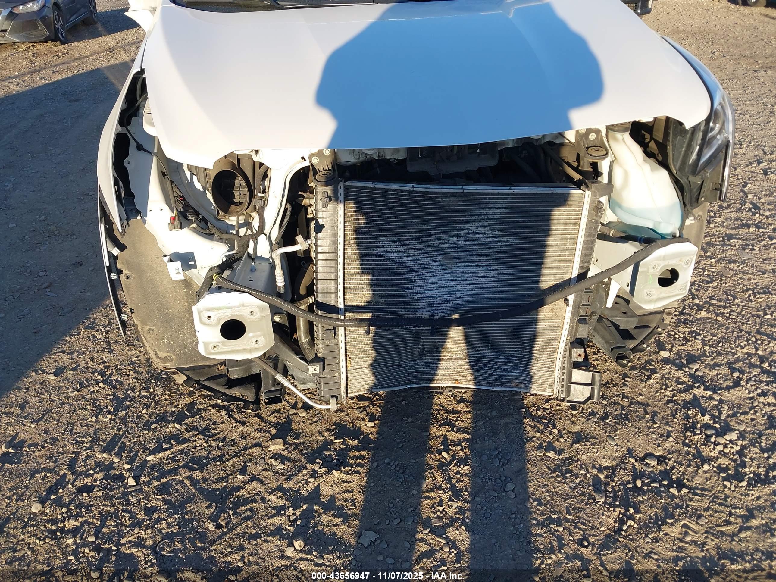 CADILLAC XT5 image 6