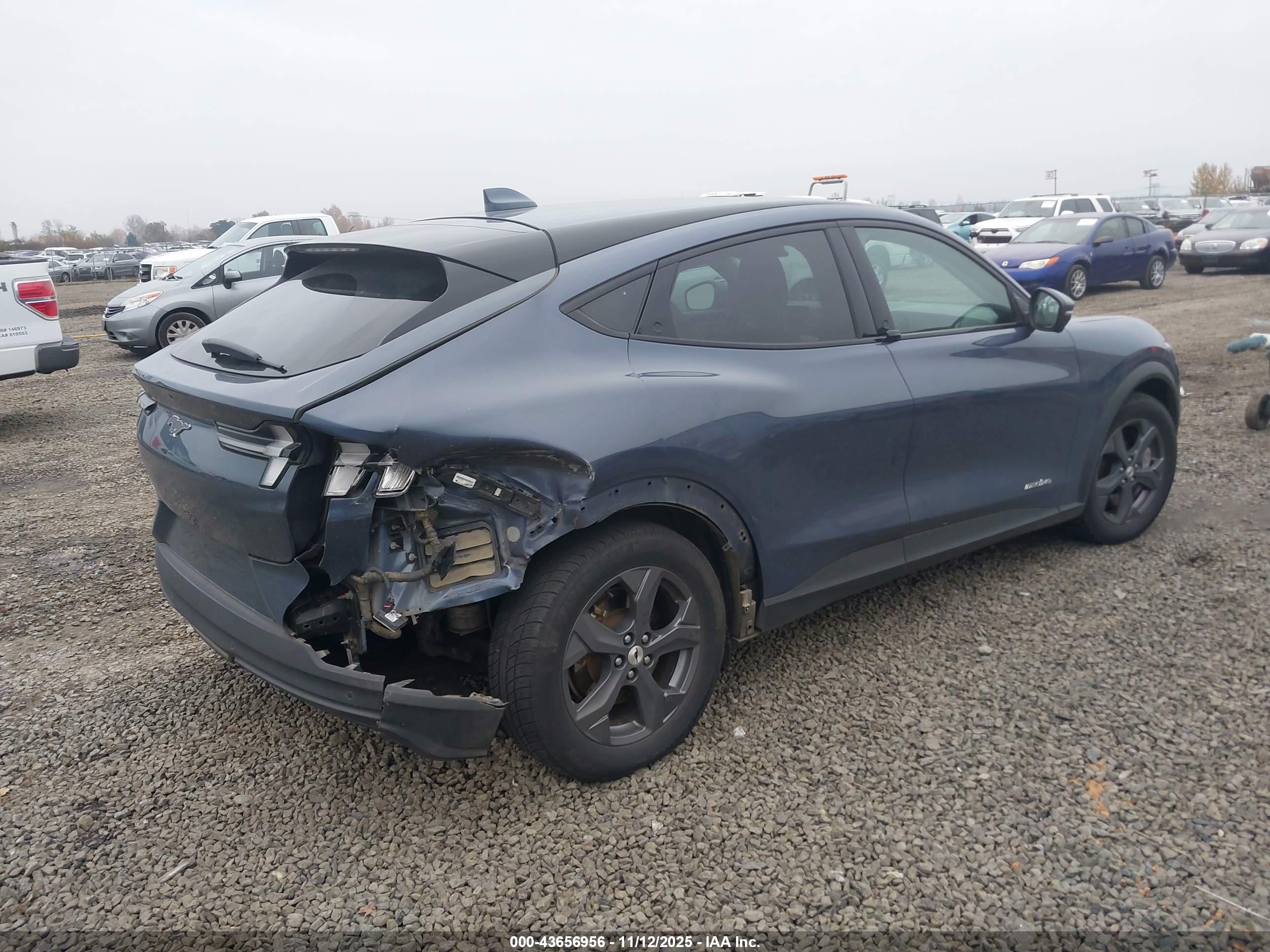 FORD MUSTANG image 4