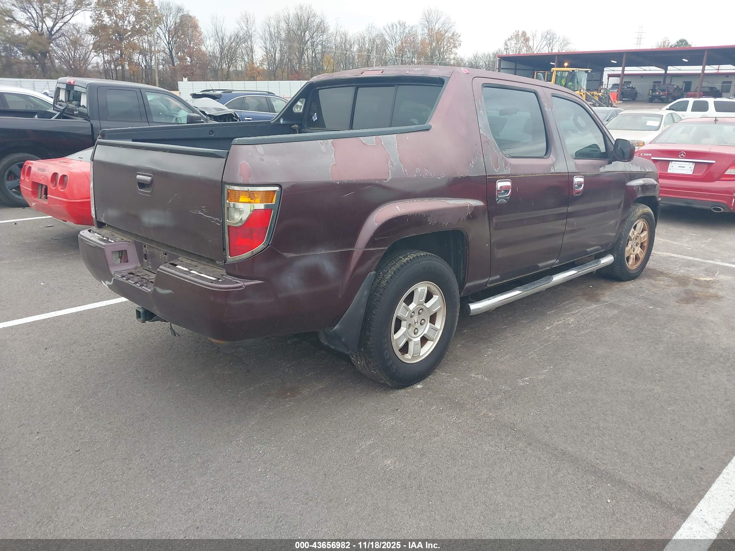 HONDA RIDGELINE image 4